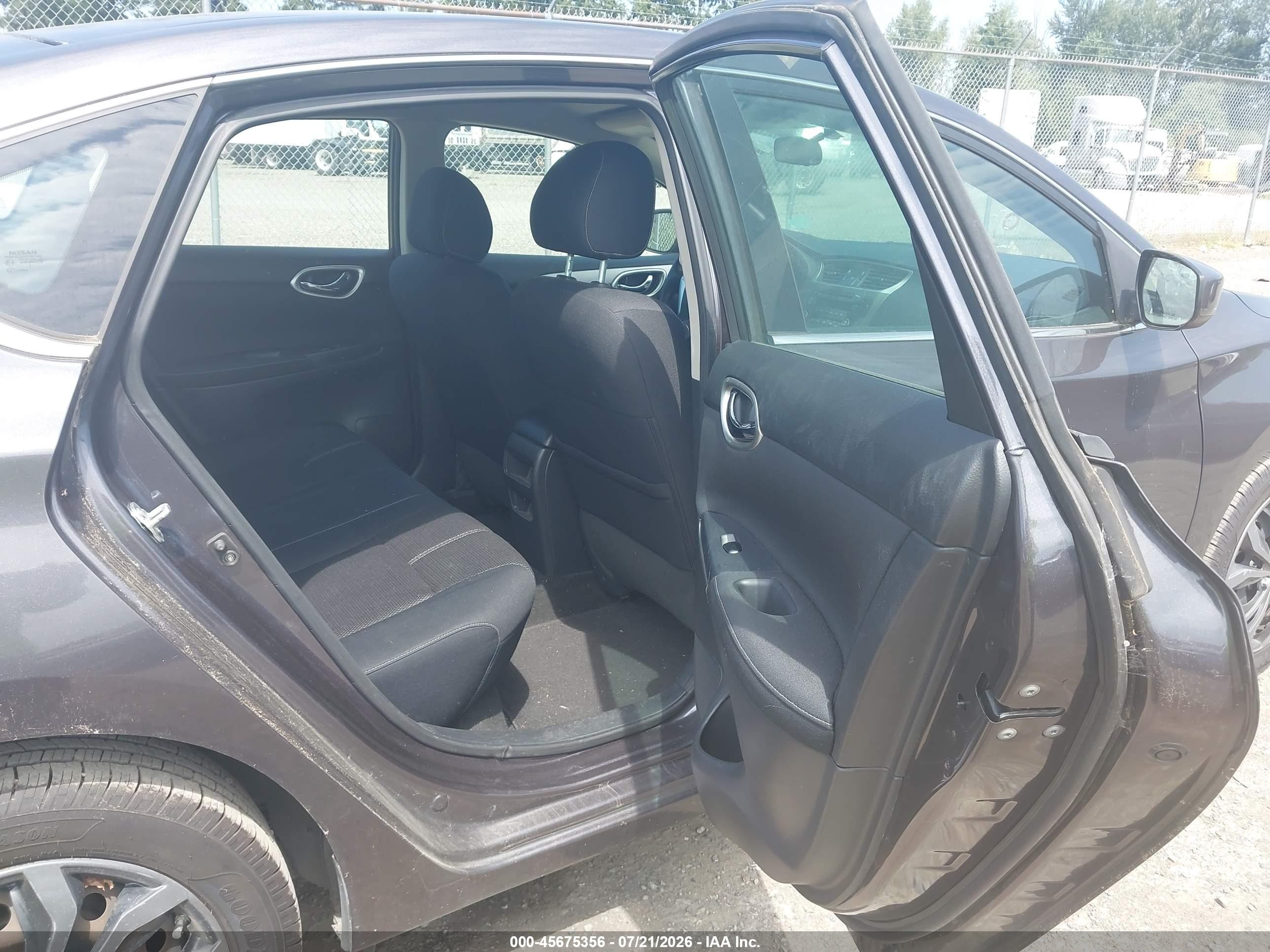 2014 Nissan Sentra S Серый vin: 3N1AB7AP0EL635655
