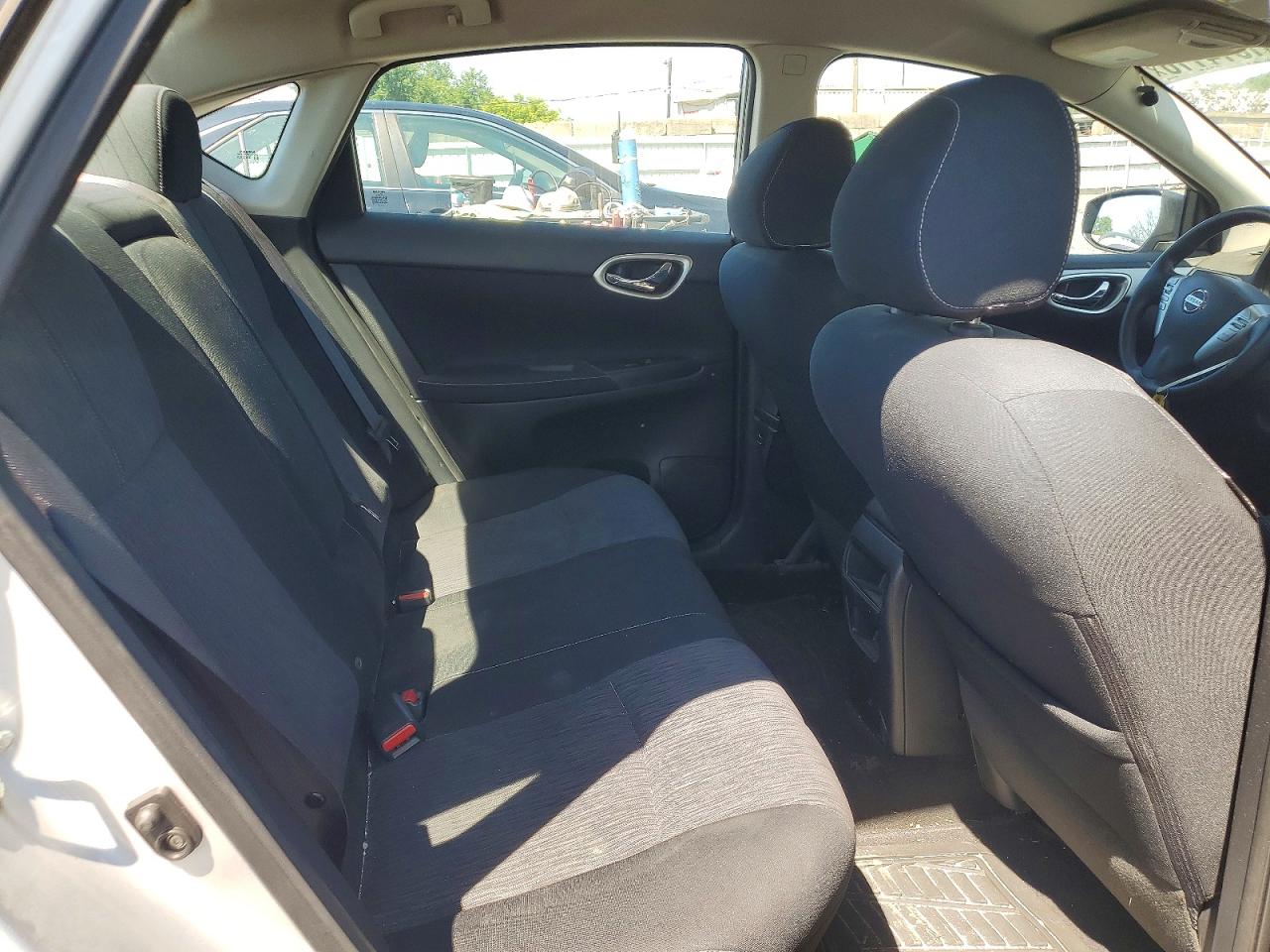 2014 Nissan Sentra Sv Silver vin: 3N1AB7AP0EL667652