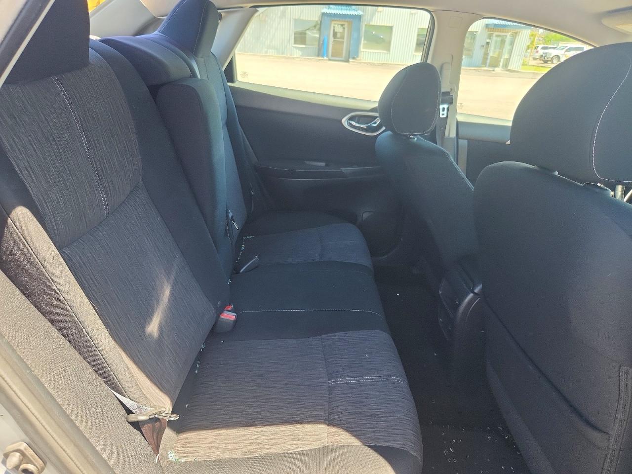2014 Nissan Sentra S Silver vin: 3N1AB7AP0EL672219