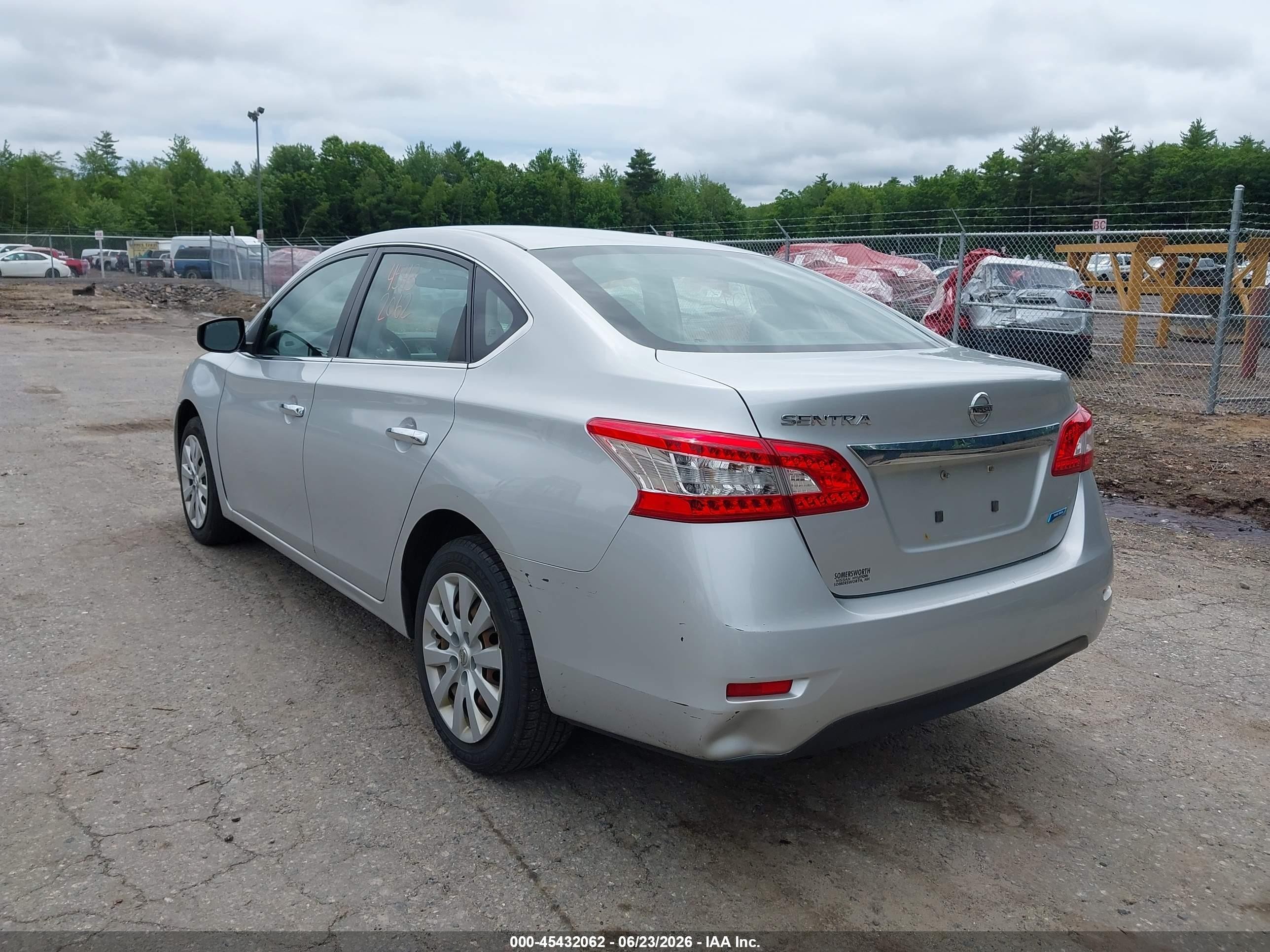 2014 Nissan Sentra S Silver vin: 3N1AB7AP0EL680904