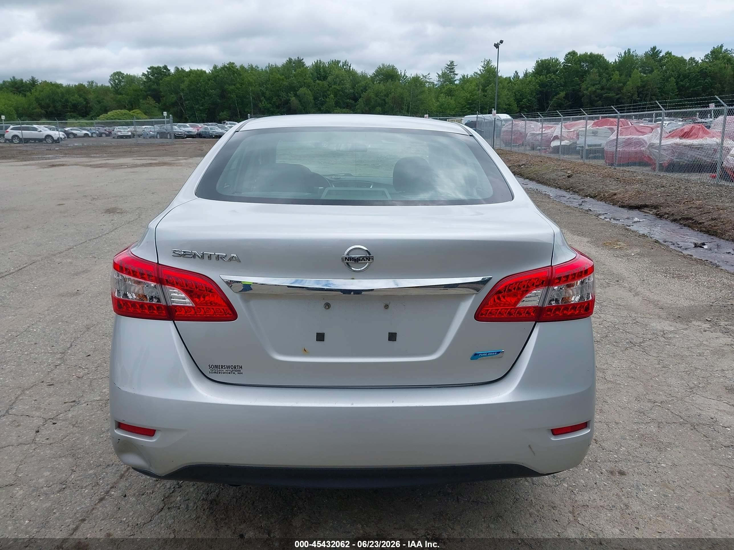 2014 Nissan Sentra S Silver vin: 3N1AB7AP0EL680904
