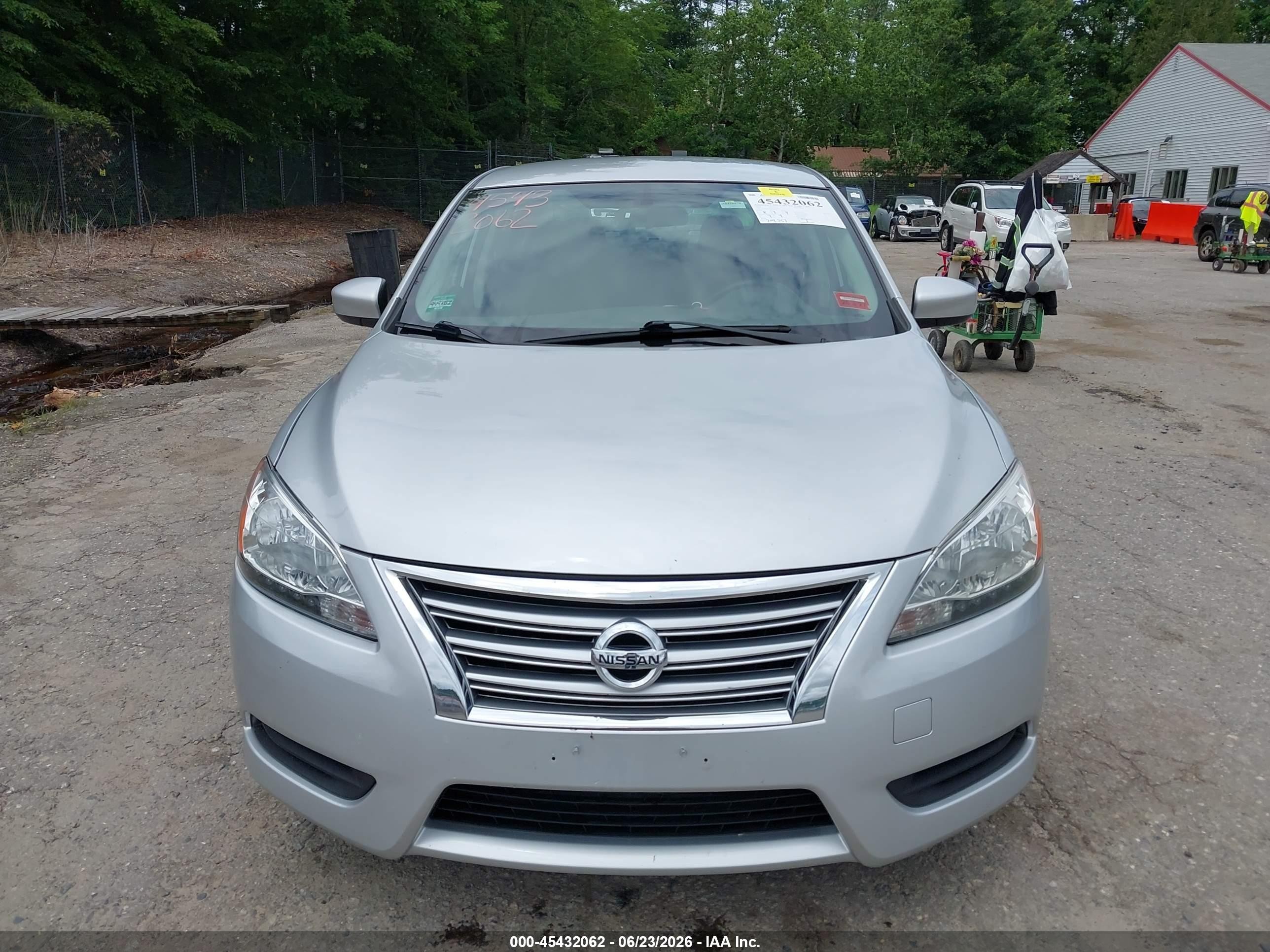 2014 Nissan Sentra S Silver vin: 3N1AB7AP0EL680904