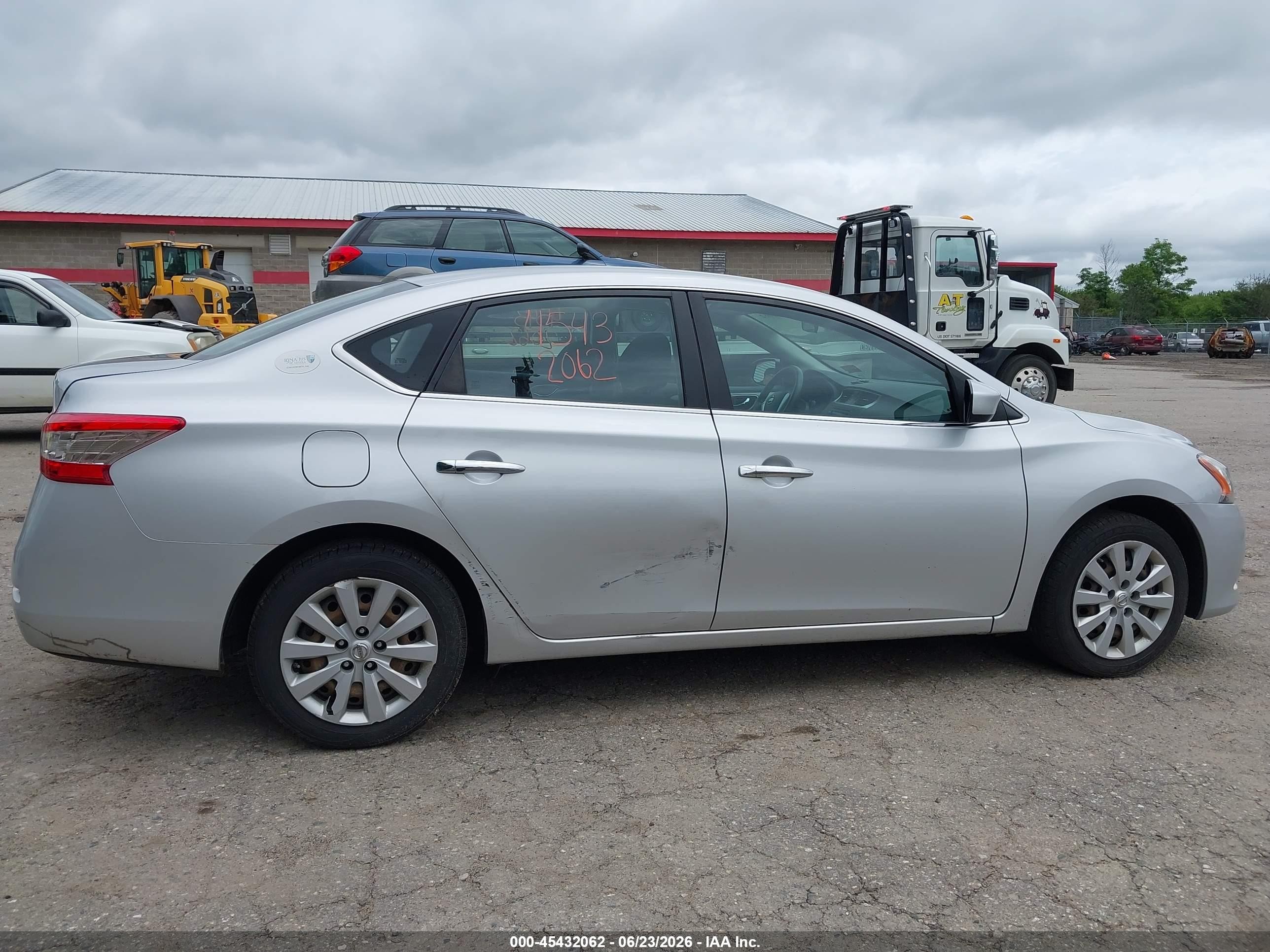 2014 Nissan Sentra S Silver vin: 3N1AB7AP0EL680904