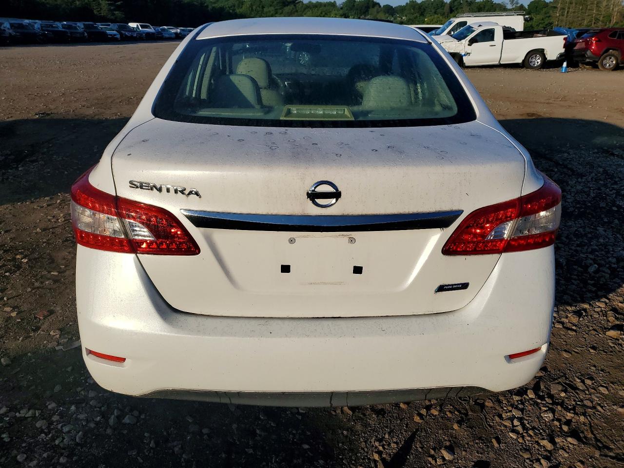2014 Nissan Sentra S White vin: 3N1AB7AP0EL686380