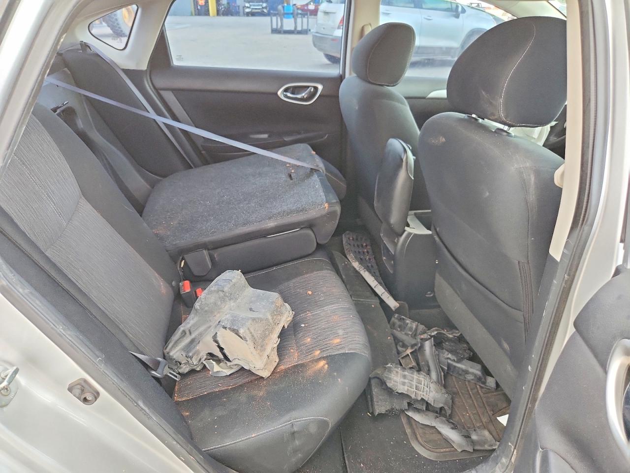 2014 Nissan Sentra Sv Silver vin: 3N1AB7AP0EL693961