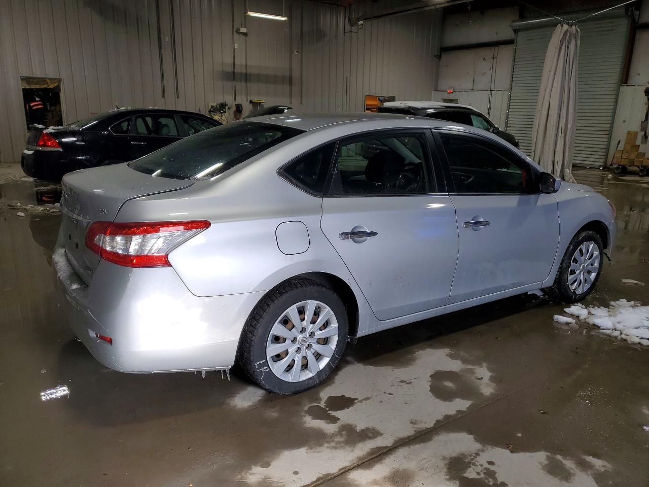 2014 Nissan Sentra S Silver vin: 3N1AB7AP0EY213985