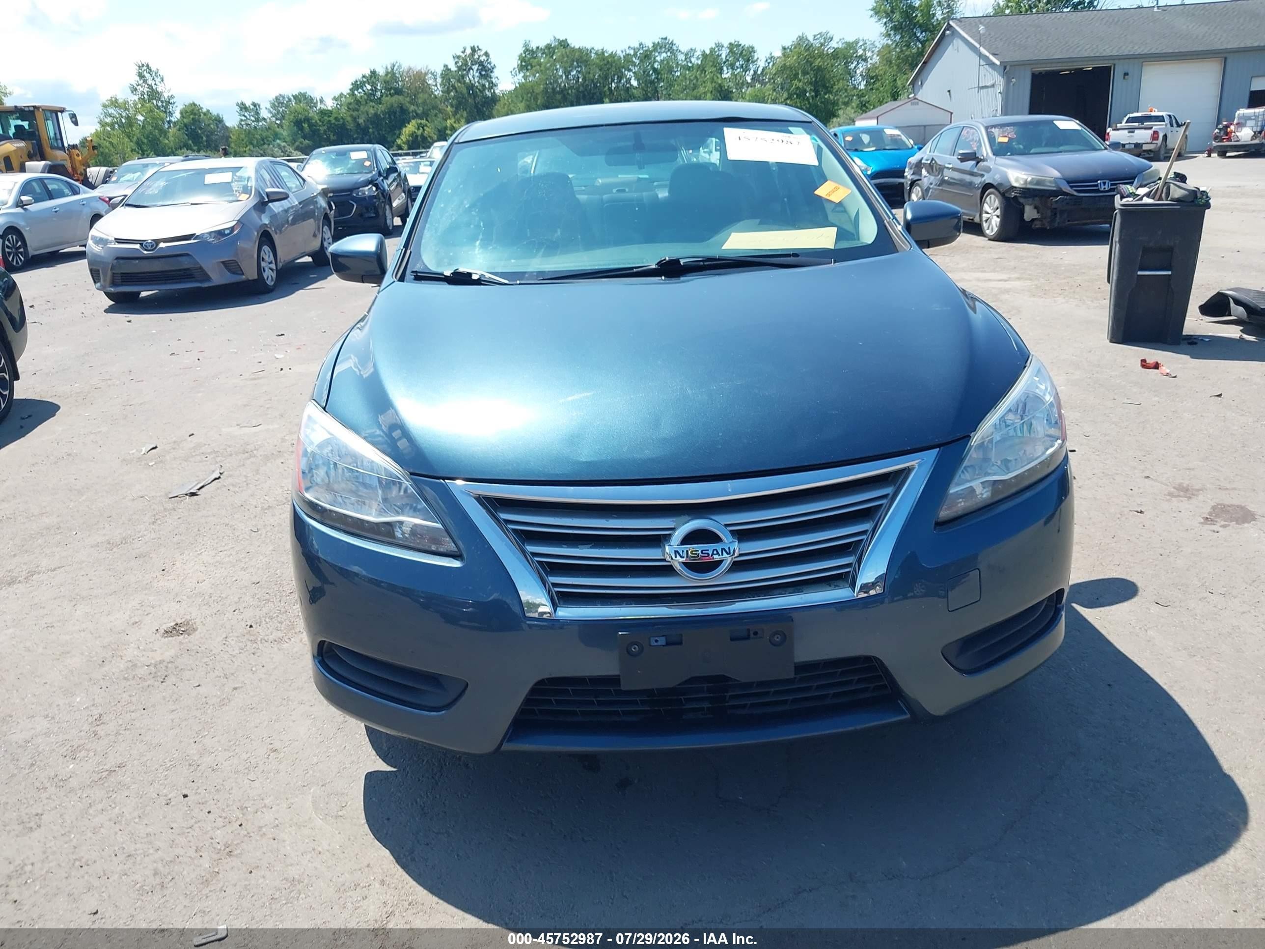2014 Nissan Sentra   Blue vin: 3N1AB7AP0EY222363