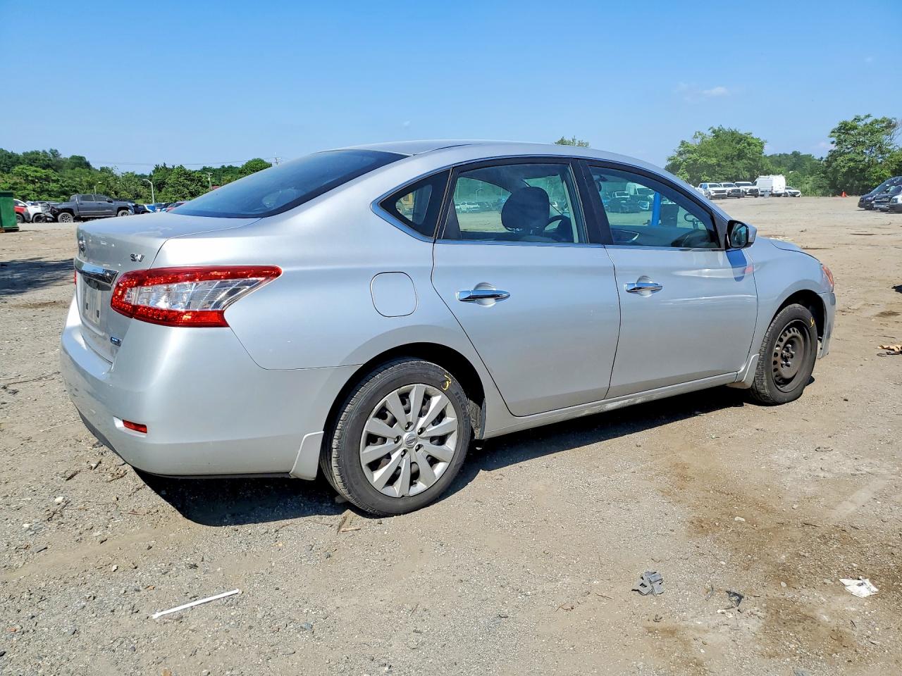 2014 Nissan Sentra Sv Серебряный vin: 3N1AB7AP0EY236425