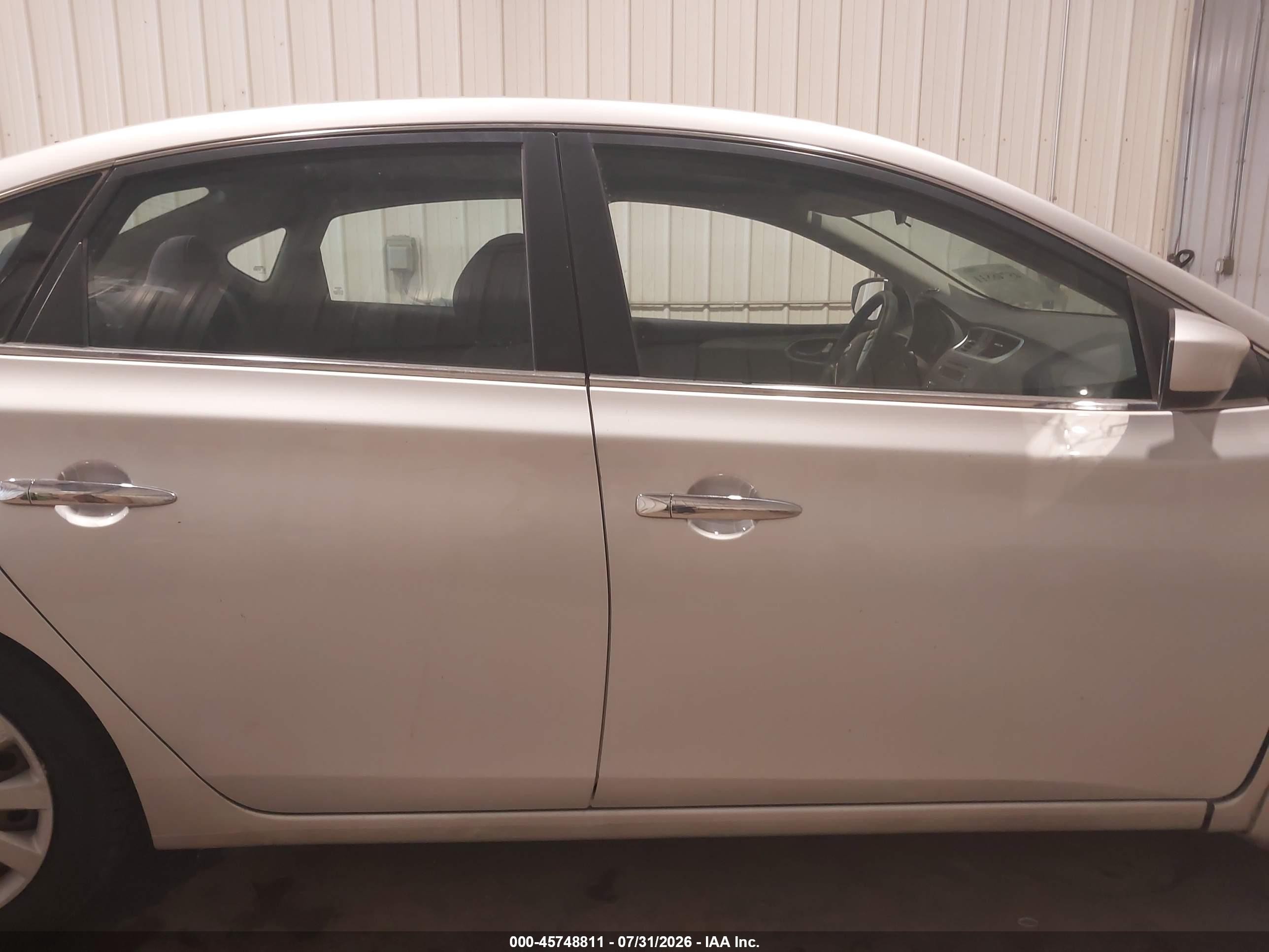 2014 Nissan Sentra Fe+ S/fe+ Sv/s/sl/sr/sv Silver vin: 3N1AB7AP0EY237588