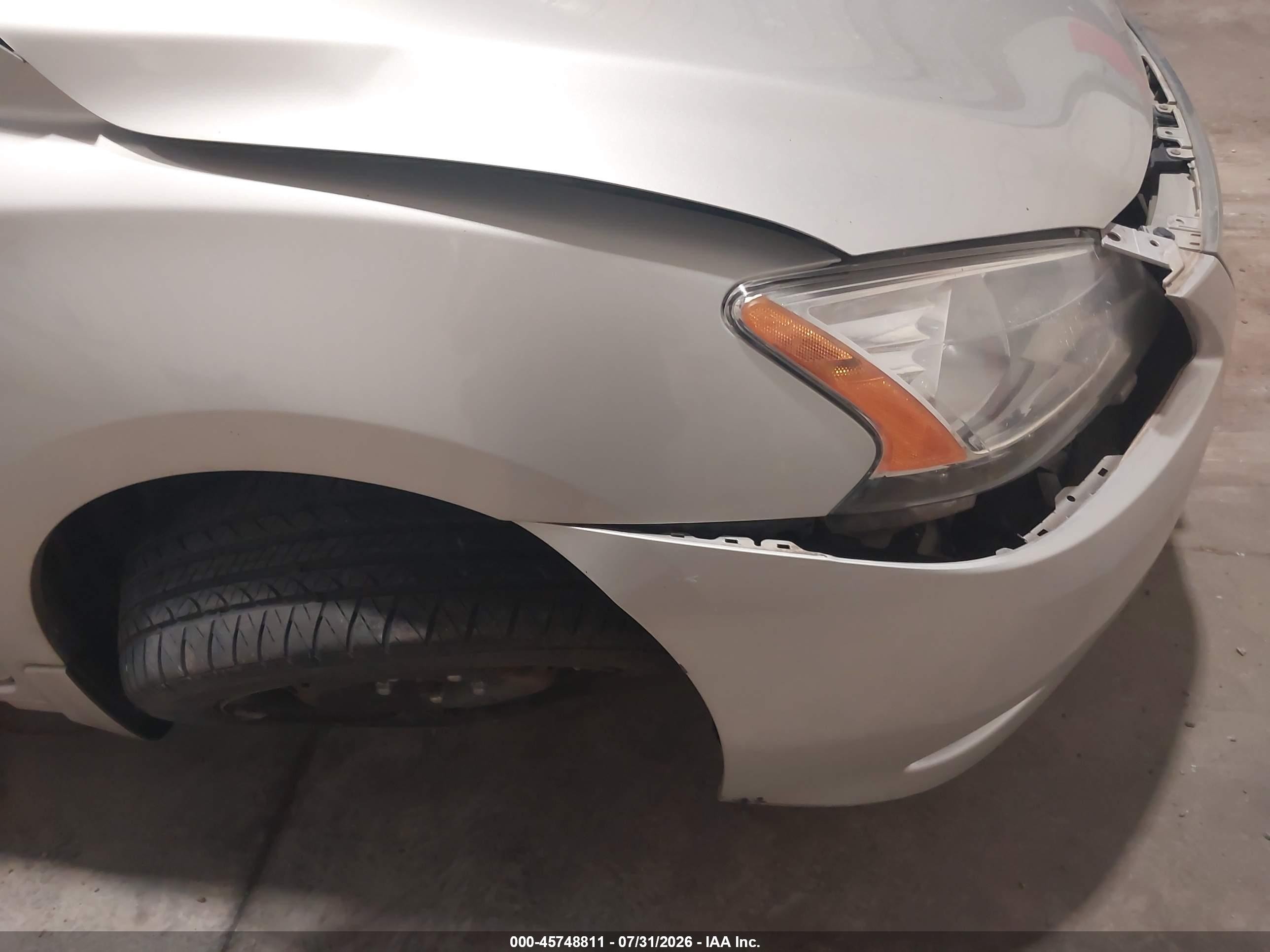 2014 Nissan Sentra Fe+ S/fe+ Sv/s/sl/sr/sv Silver vin: 3N1AB7AP0EY237588
