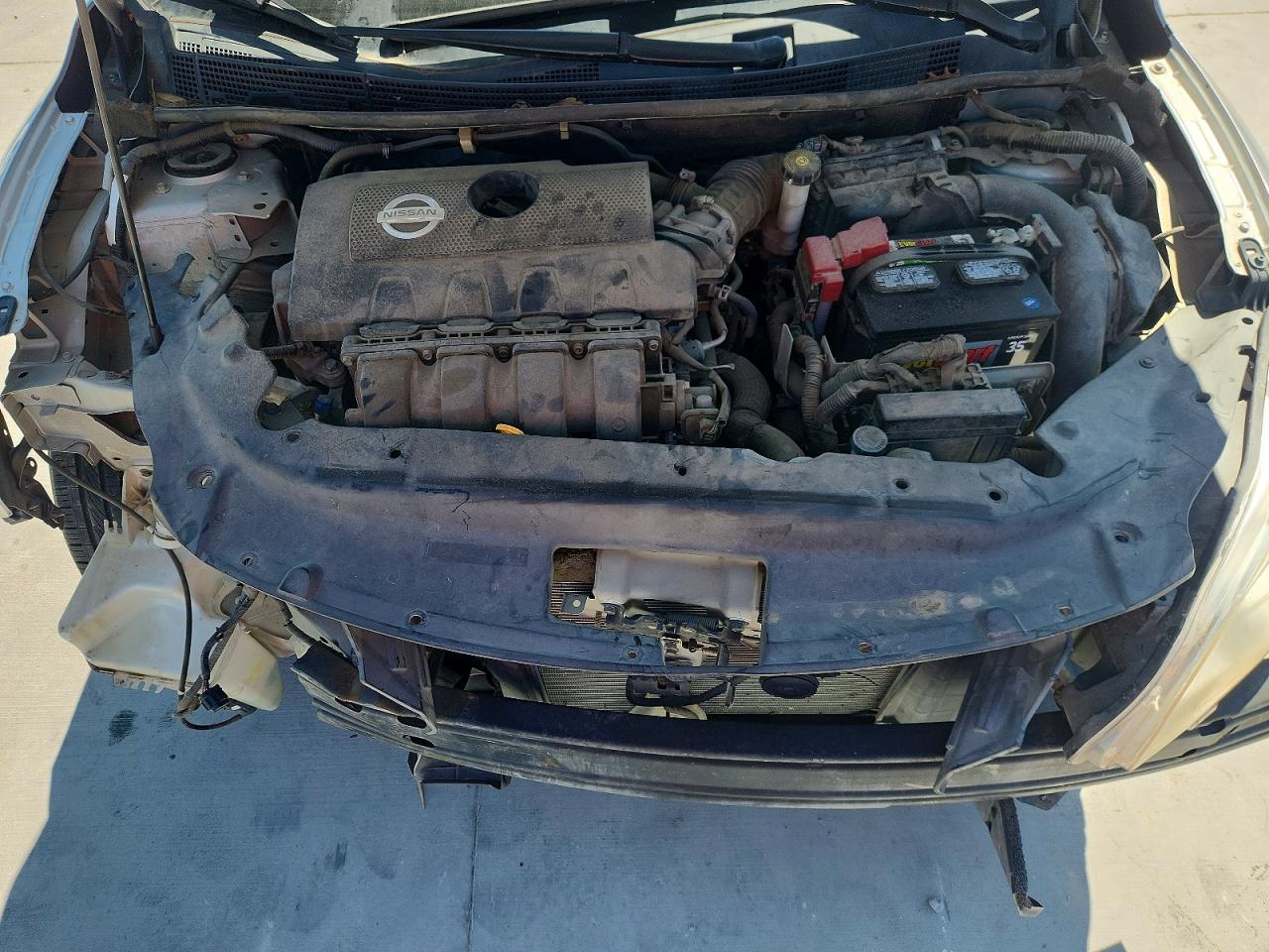 2014 Nissan Sentra Sv Серебряный vin: 3N1AB7AP0EY238028