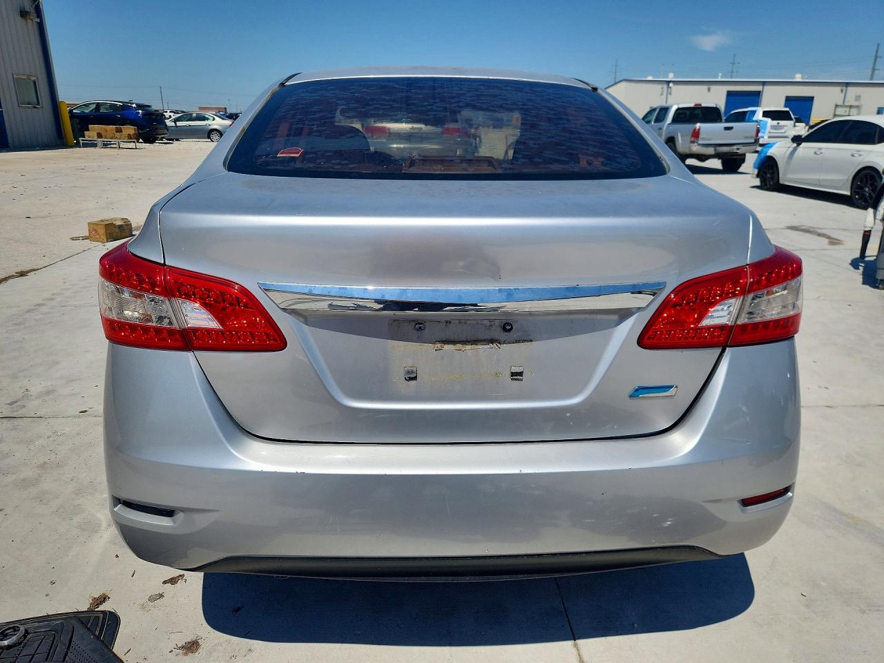 2014 Nissan Sentra Sv Серебряный vin: 3N1AB7AP0EY238028