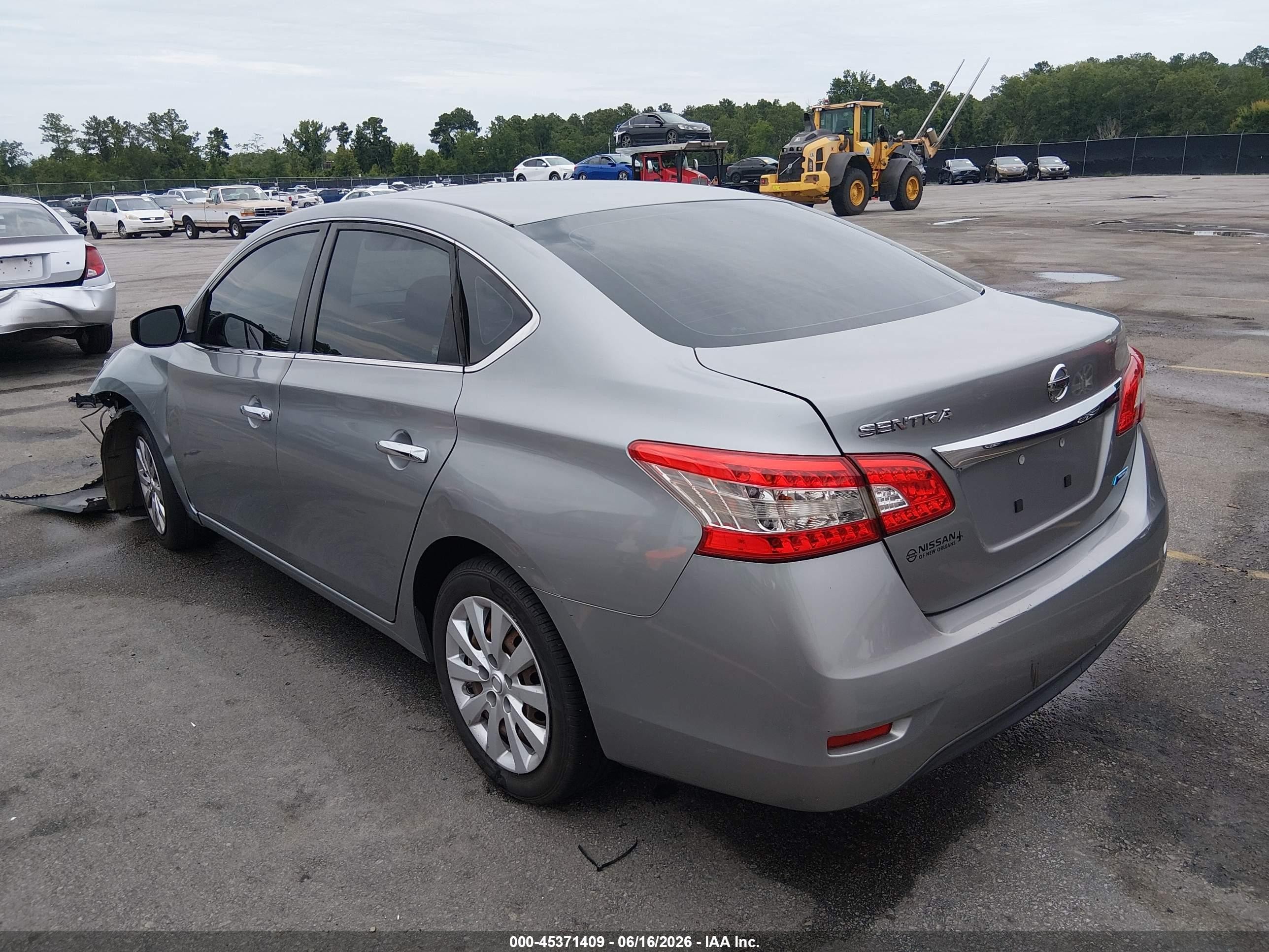 2014 Nissan Sentra S Silver vin: 3N1AB7AP0EY246761