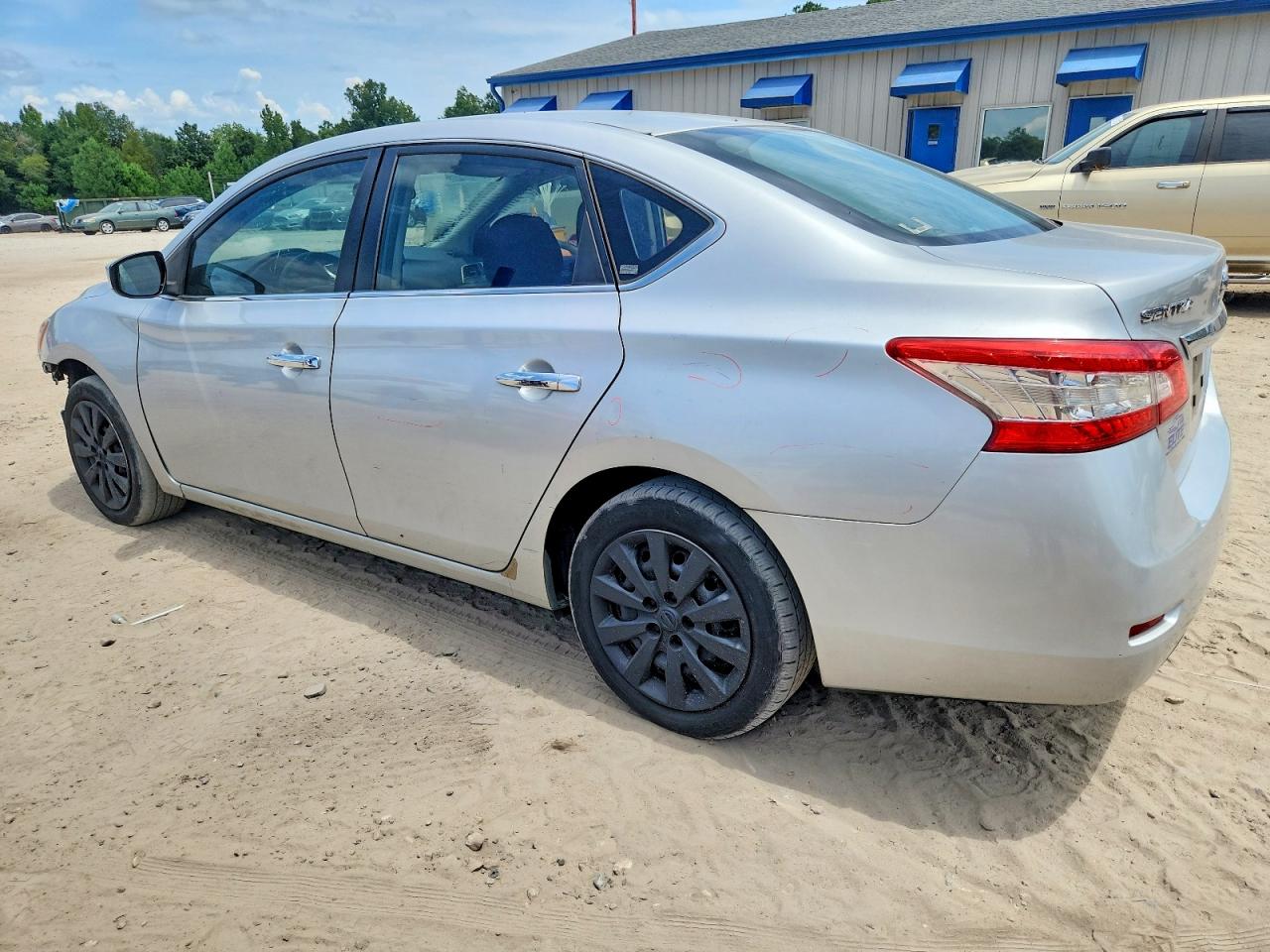 2014 Nissan Sentra S Серебряный vin: 3N1AB7AP0EY248963