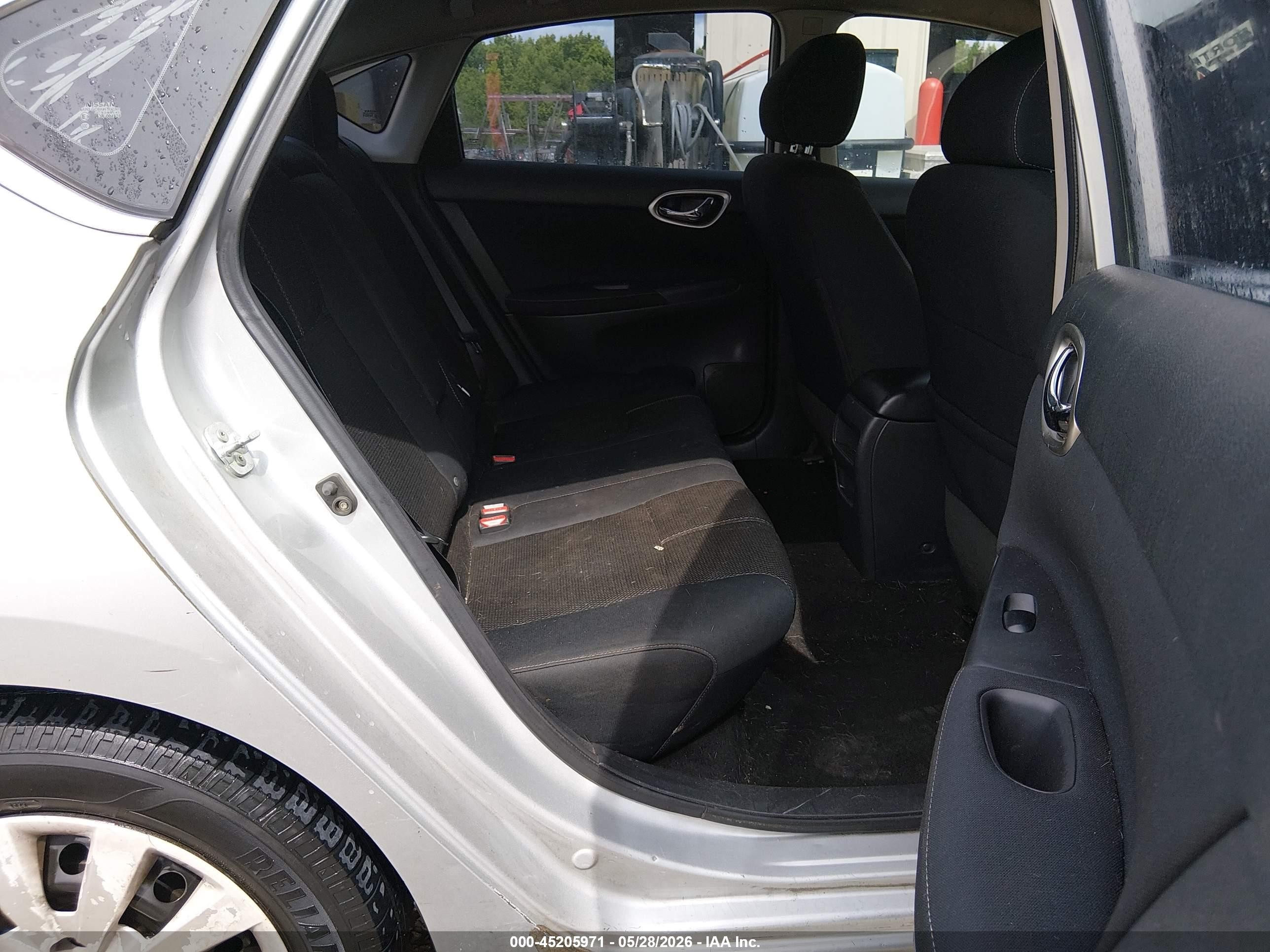 2014 Nissan Sentra S Silver vin: 3N1AB7AP0EY251538