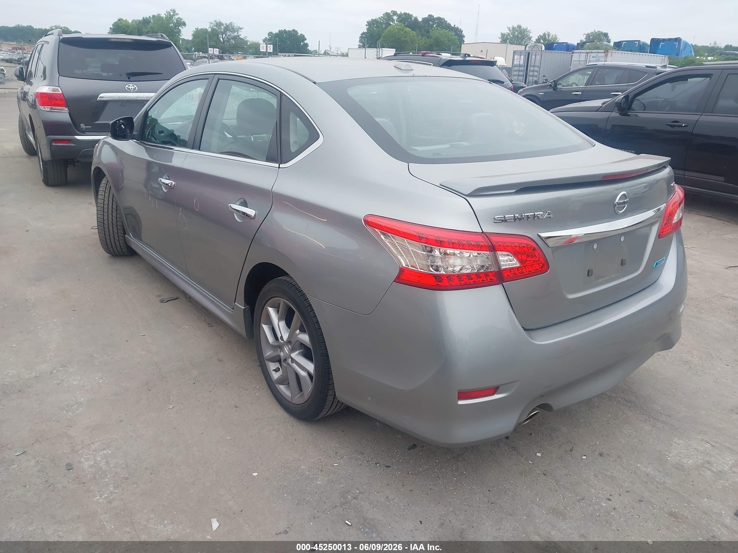 2014 Nissan Sentra Sr Gray vin: 3N1AB7AP0EY257713