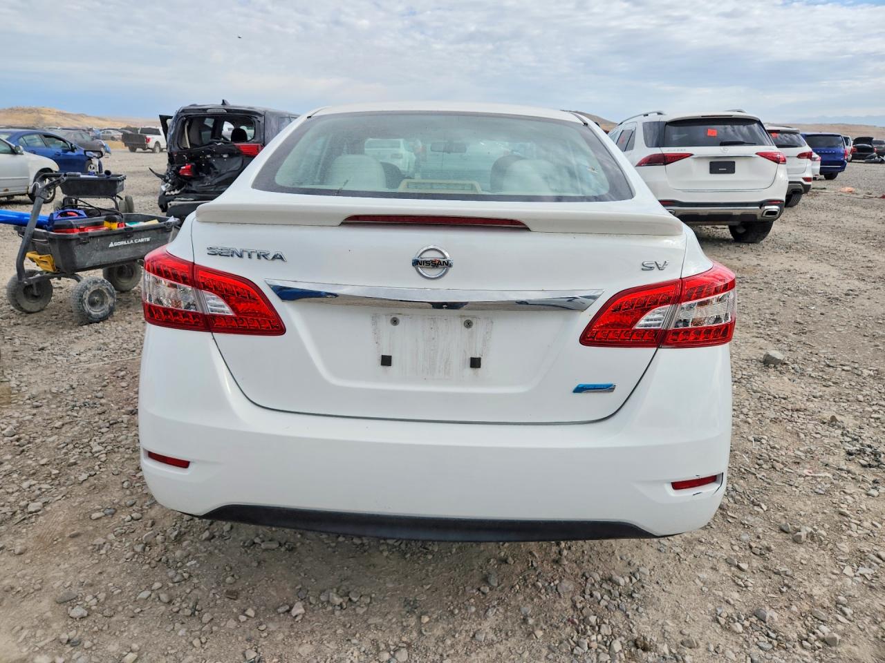 2014 Nissan Sentra S White vin: 3N1AB7AP0EY266833