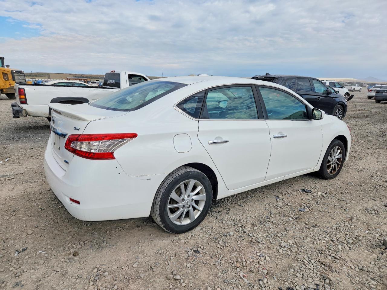 2014 Nissan Sentra S White vin: 3N1AB7AP0EY266833