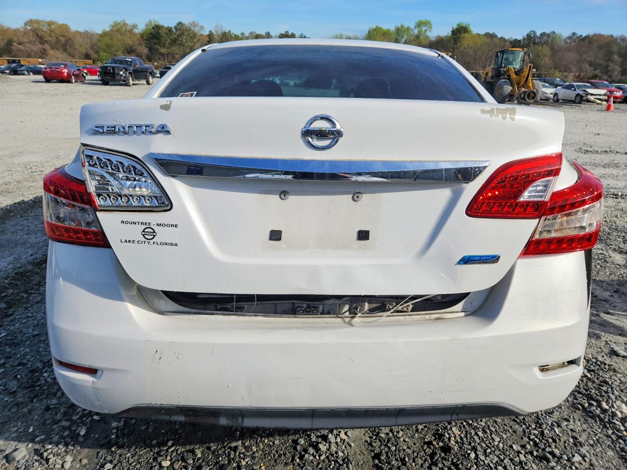 2014 Nissan Sentra S White vin: 3N1AB7AP0EY273703