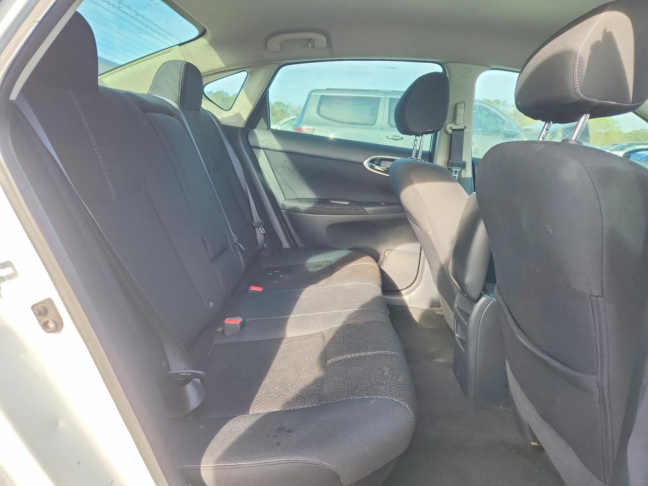 2014 Nissan Sentra S White vin: 3N1AB7AP0EY273703