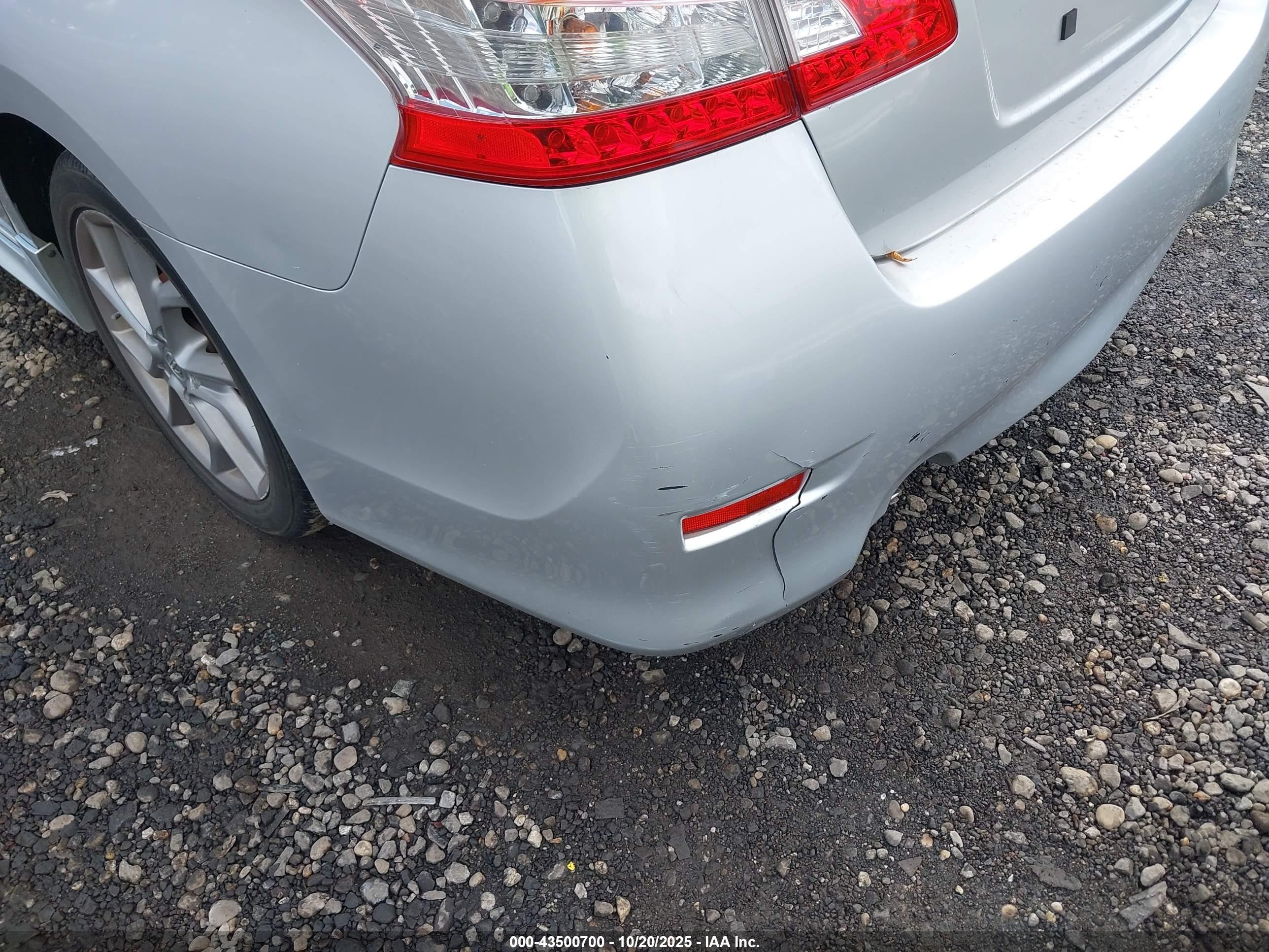 2014 Nissan Sentra Sr Silver vin: 3N1AB7AP0EY296723
