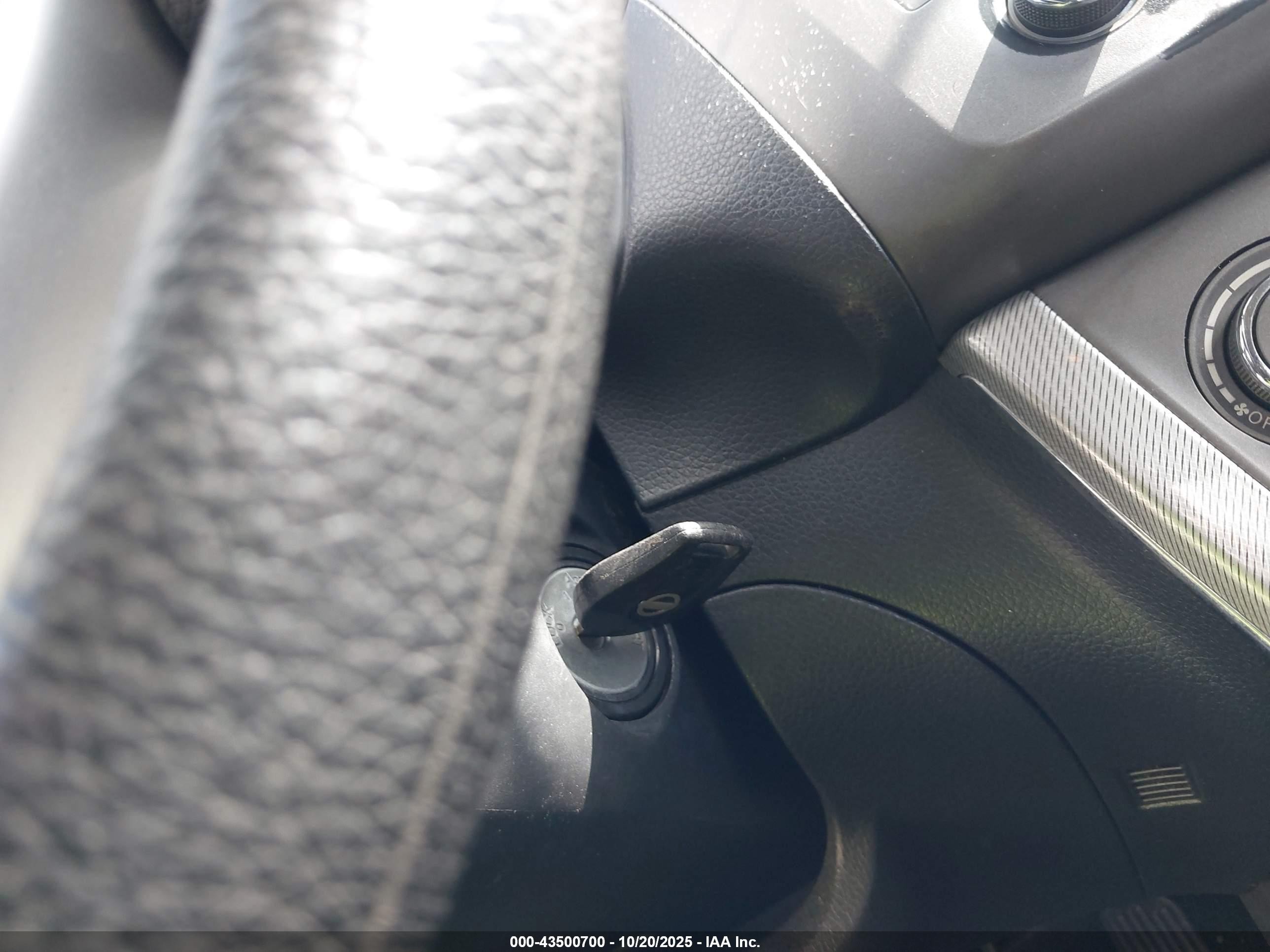 2014 Nissan Sentra Sr Silver vin: 3N1AB7AP0EY296723
