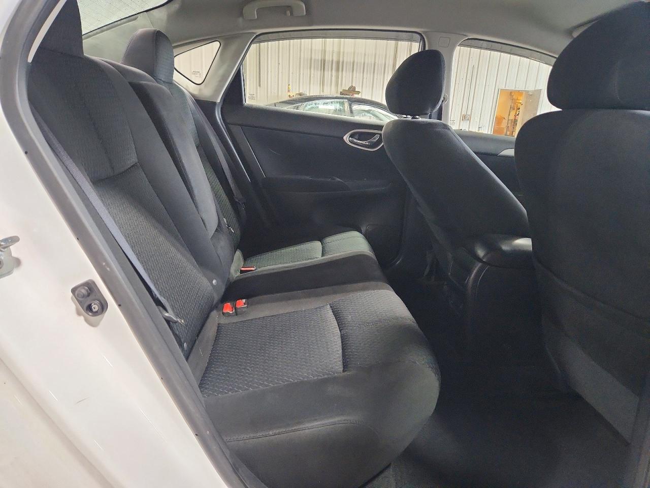 2014 Nissan Sentra S Белый vin: 3N1AB7AP0EY319501