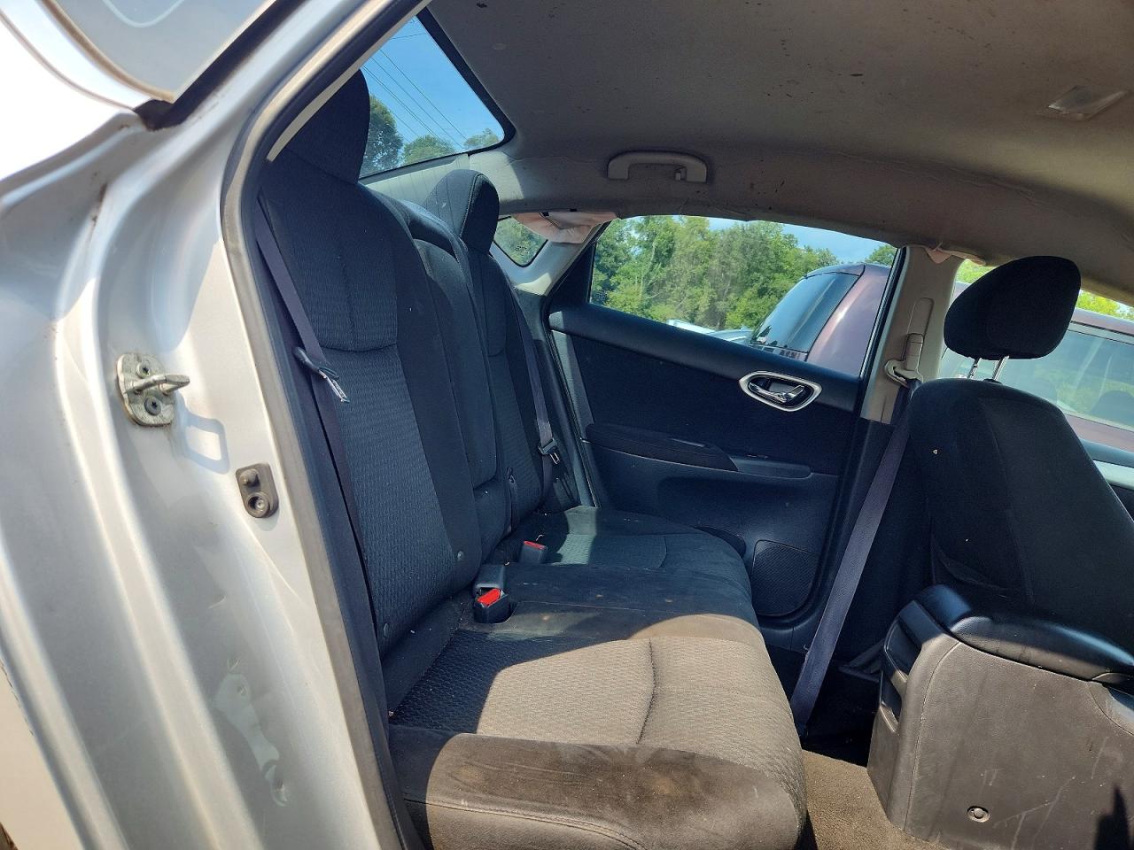 2014 Nissan Sentra Sr Silver vin: 3N1AB7AP0EY331051