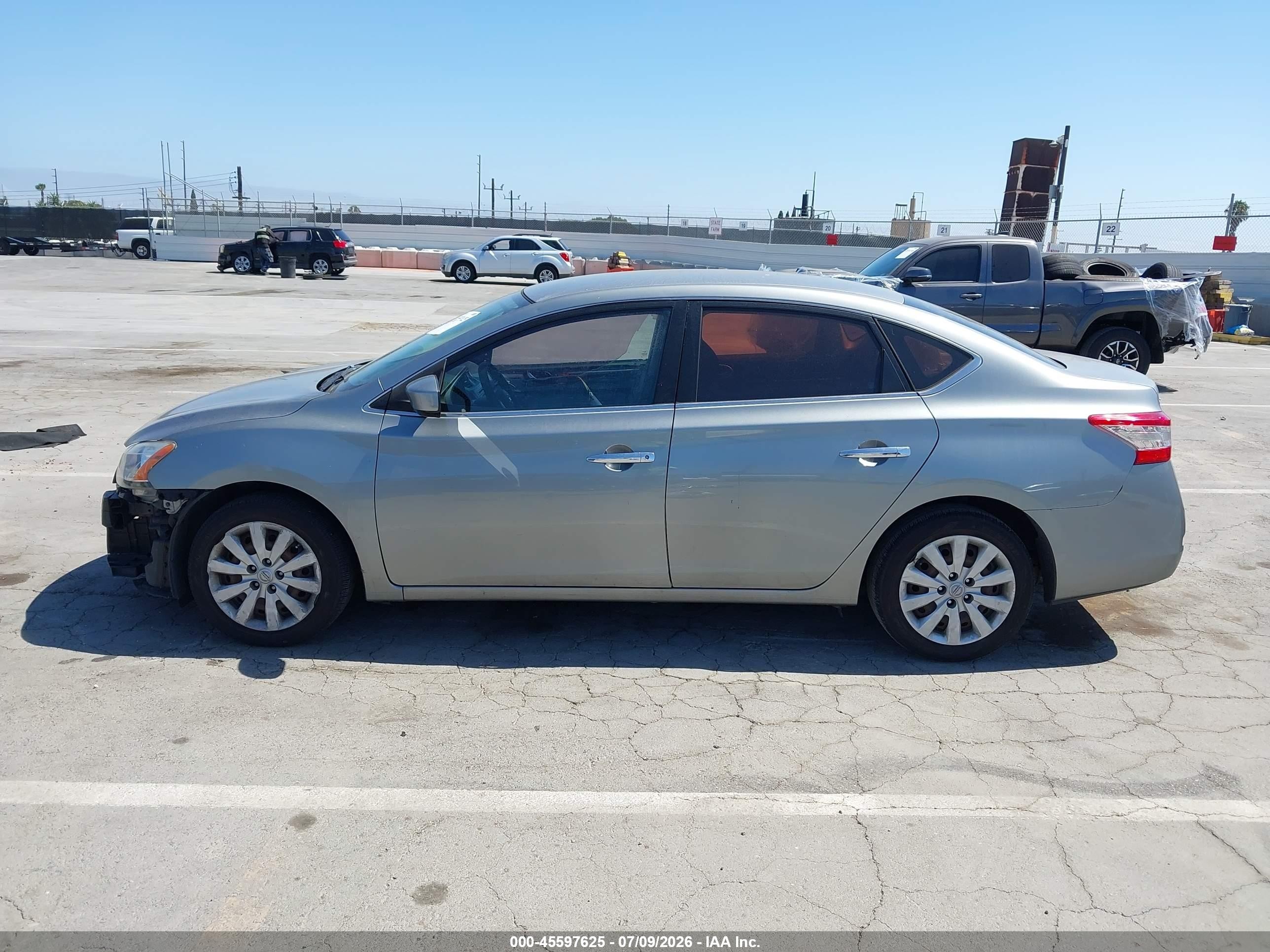 2014 Nissan Sentra S Silver vin: 3N1AB7AP0EY333804