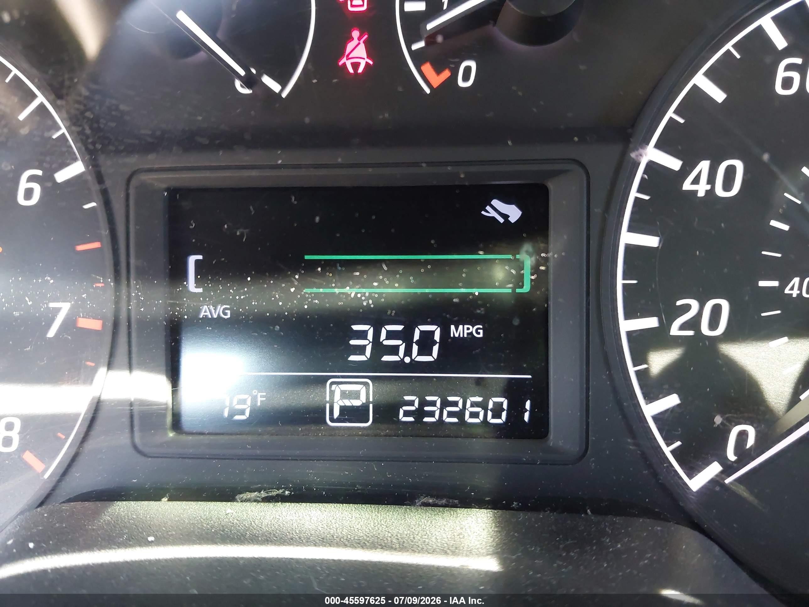 2014 Nissan Sentra S Silver vin: 3N1AB7AP0EY333804