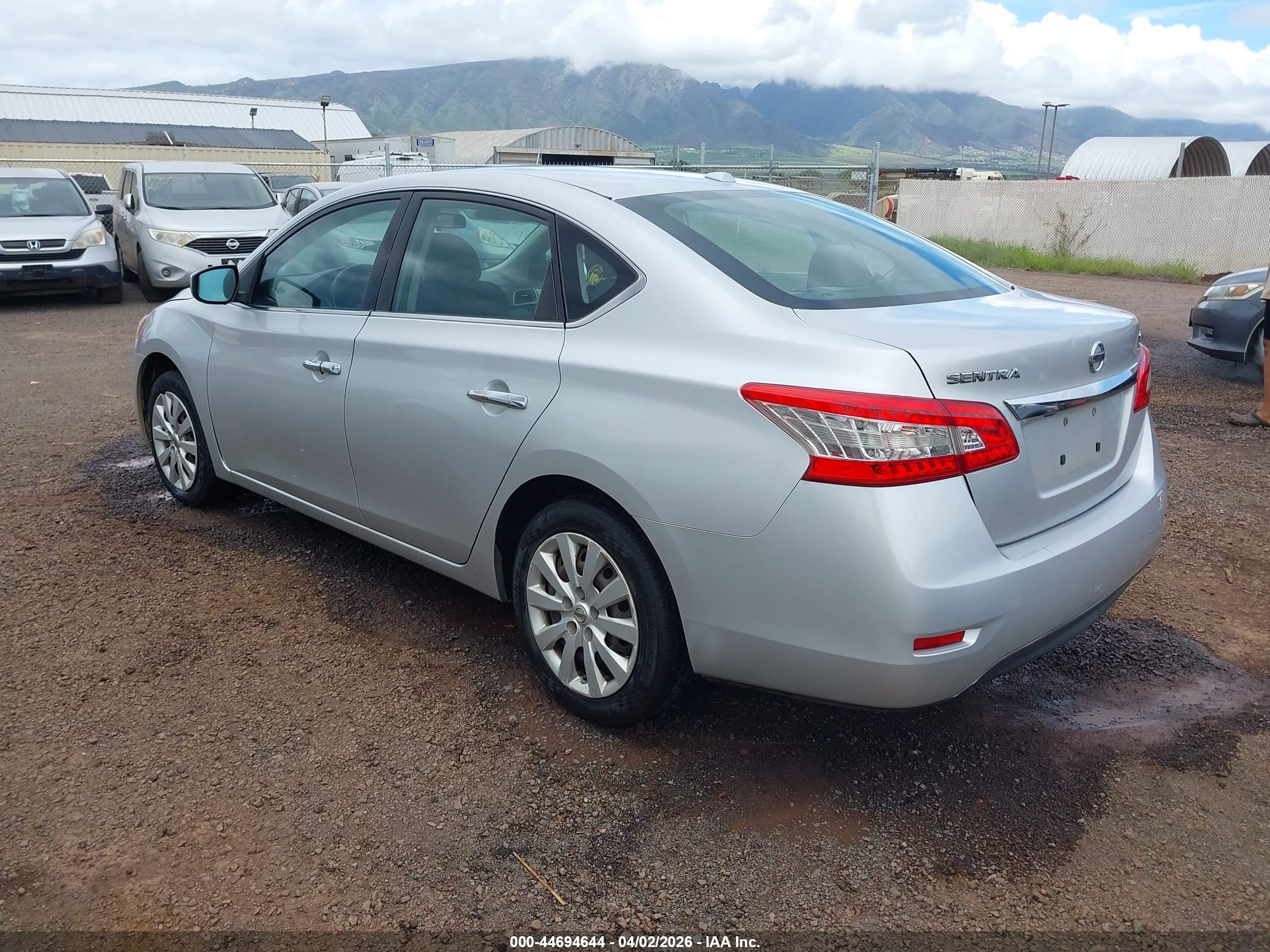 2015 Nissan Sentra Fe+ S/s/sl/sr/sv Silver vin: 3N1AB7AP0FL664994