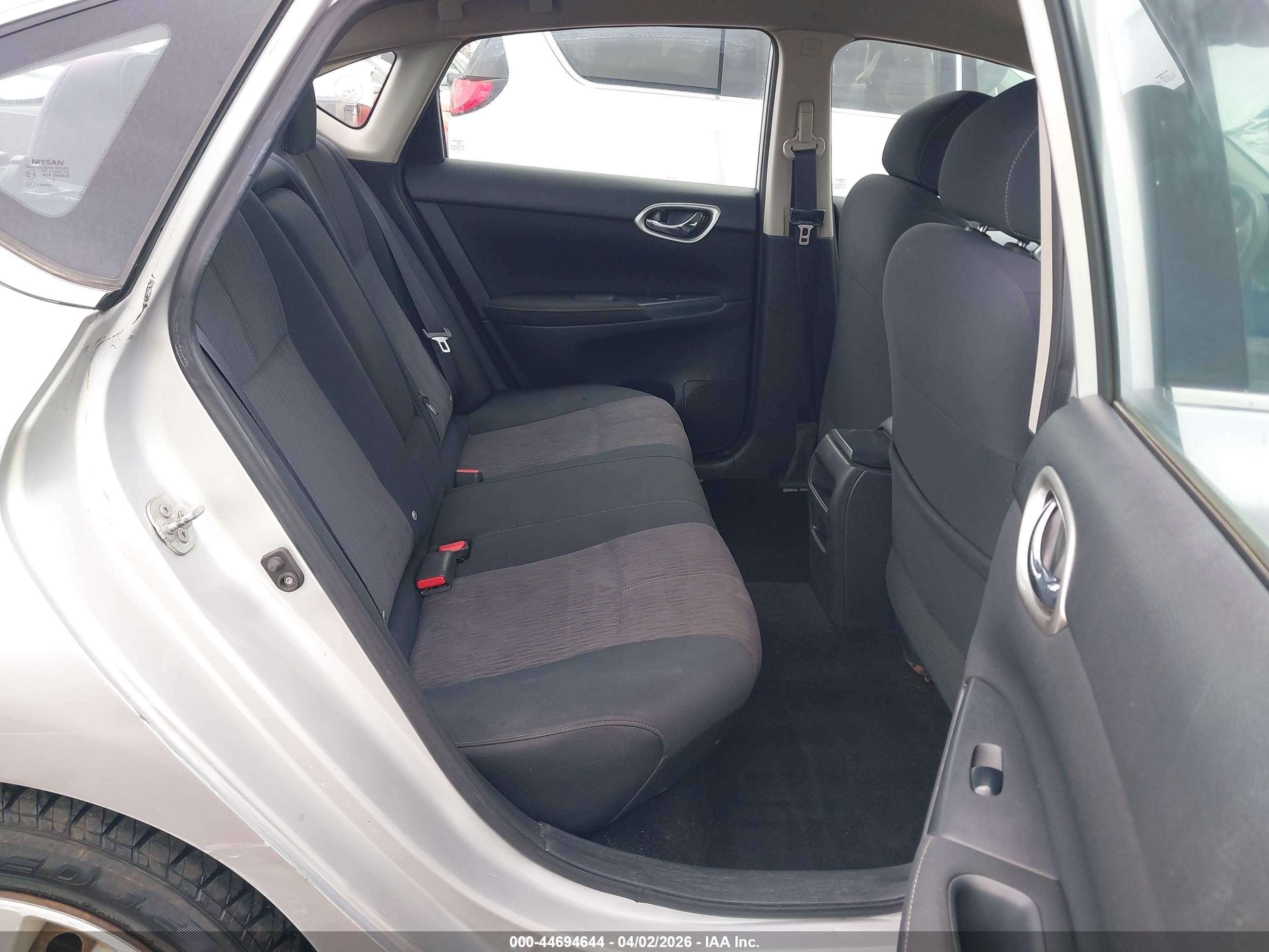 2015 Nissan Sentra Fe+ S/s/sl/sr/sv Silver vin: 3N1AB7AP0FL664994