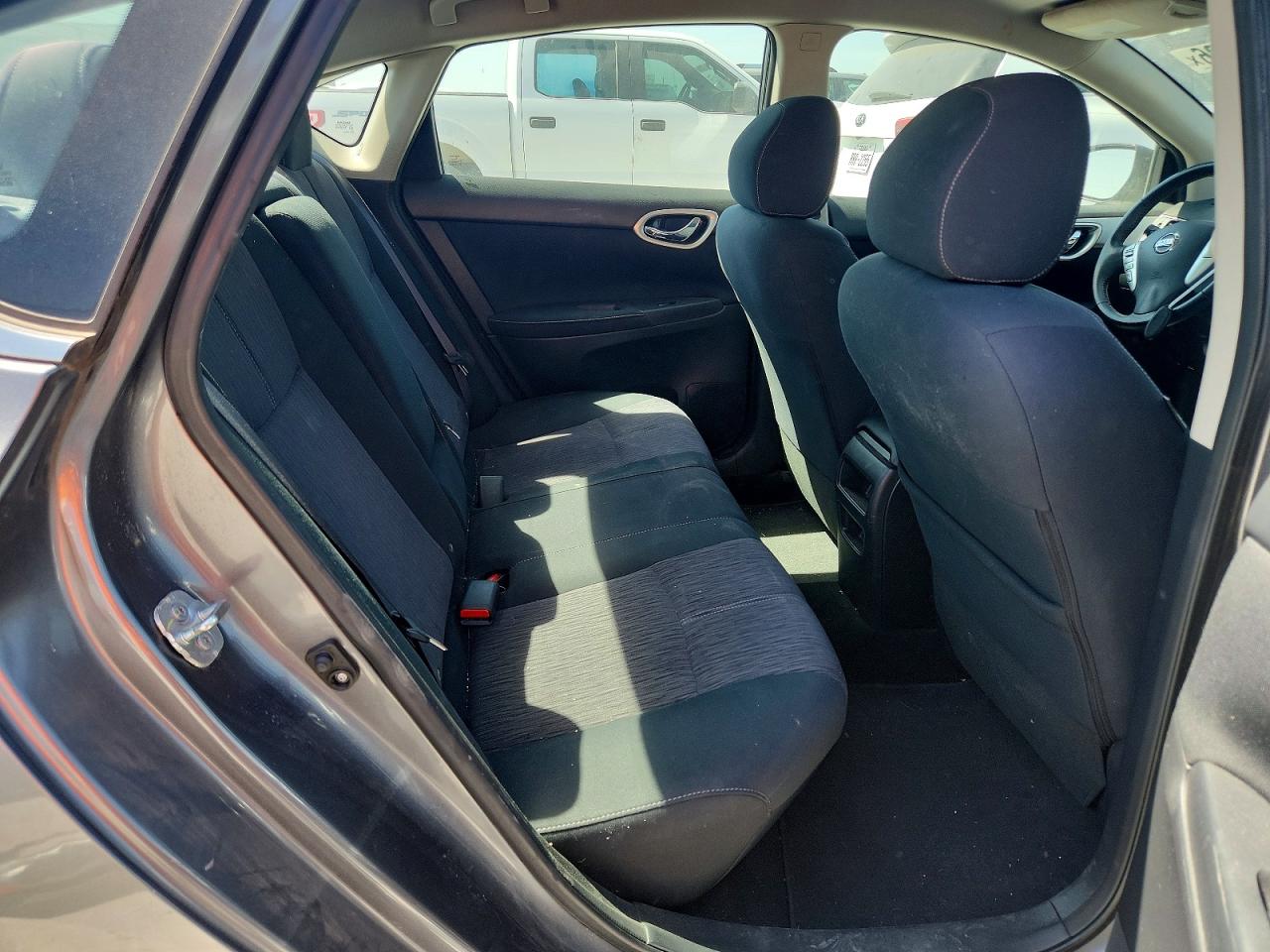 2015 Nissan Sentra Sv Gray vin: 3N1AB7AP0FL666552