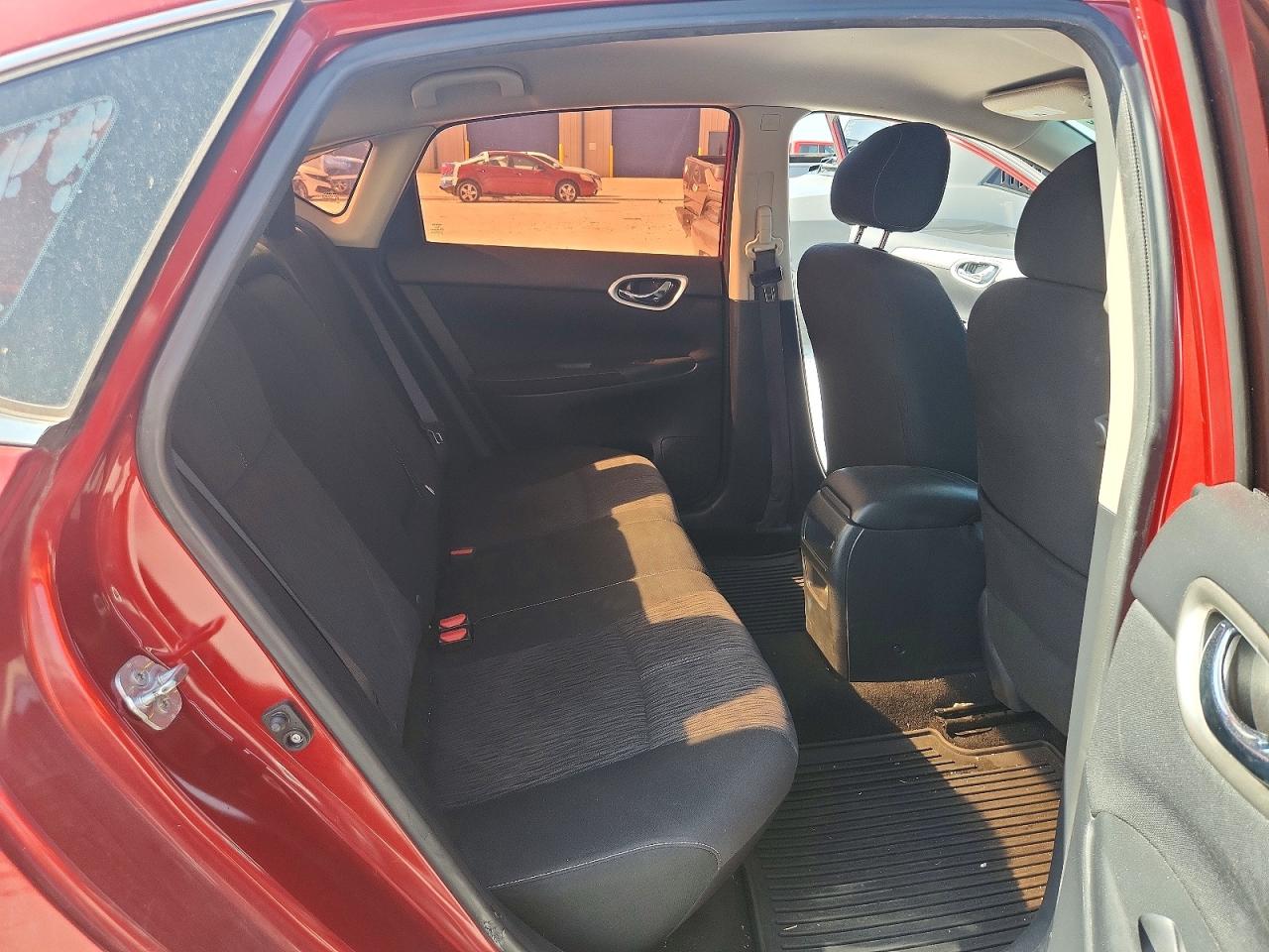 2015 Nissan Sentra S Red vin: 3N1AB7AP0FL670651