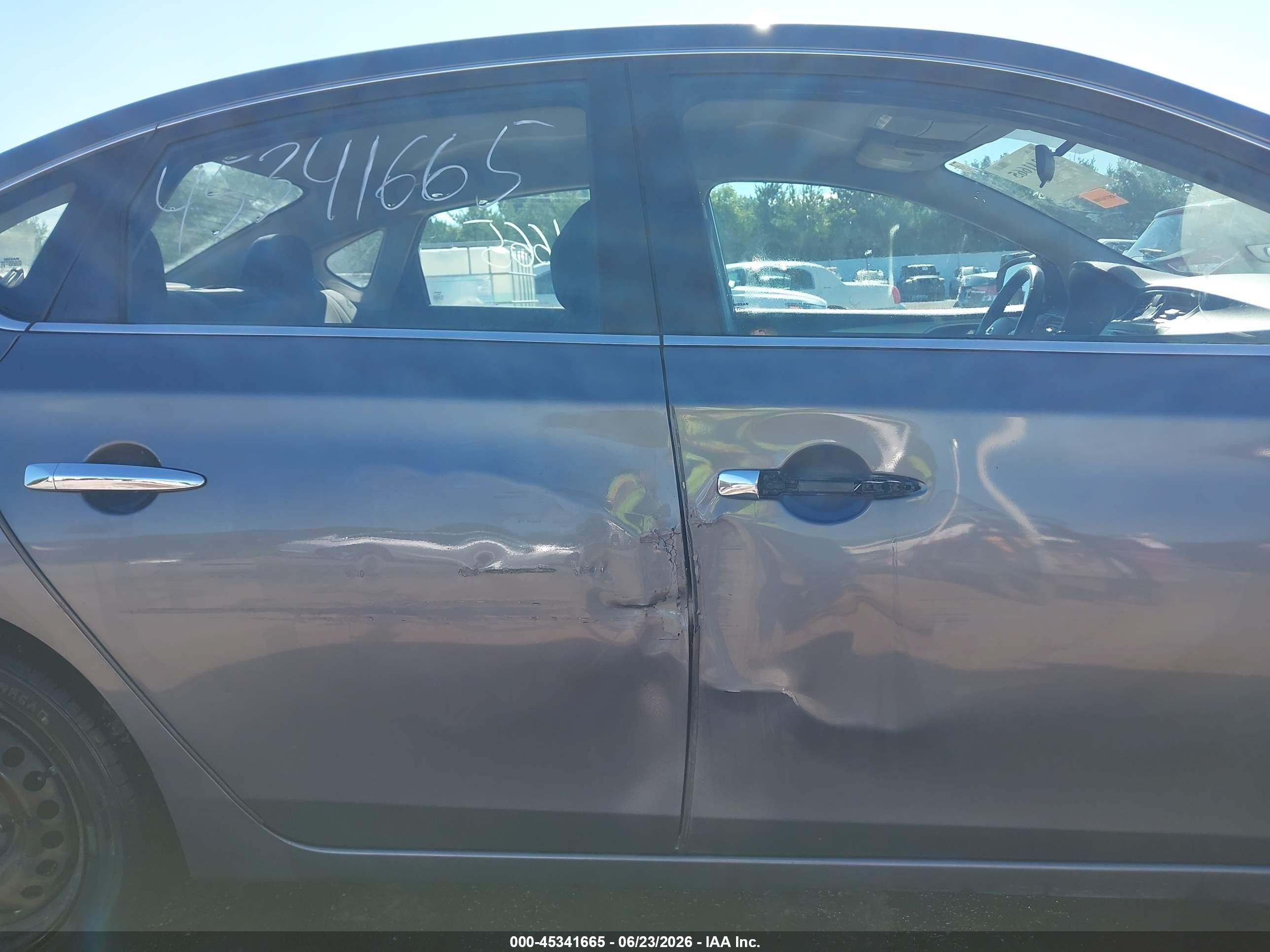2015 Nissan Sentra Sv Gray vin: 3N1AB7AP0FL692066
