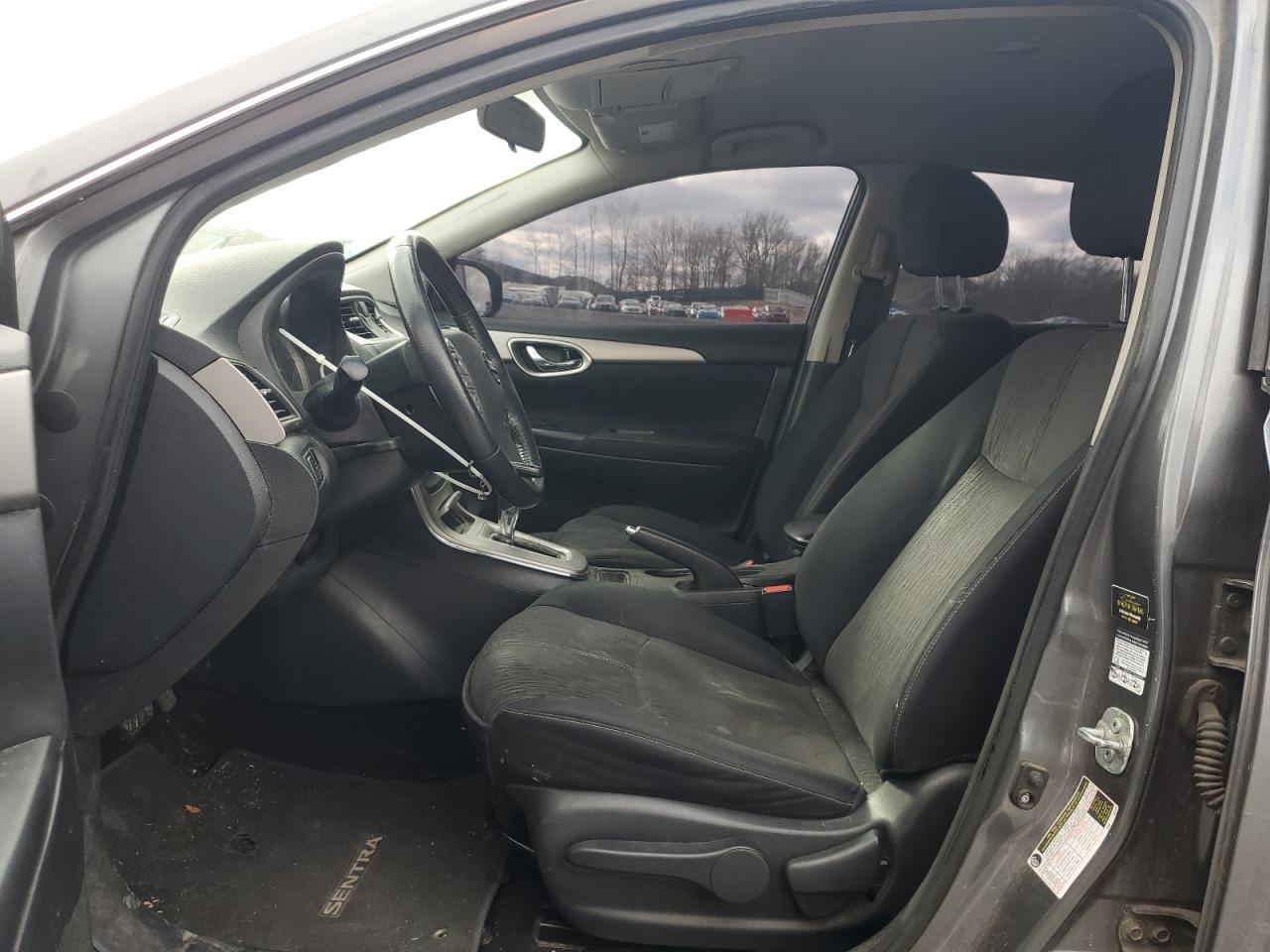 2015 Nissan Sentra S Серебряный vin: 3N1AB7AP0FL695744