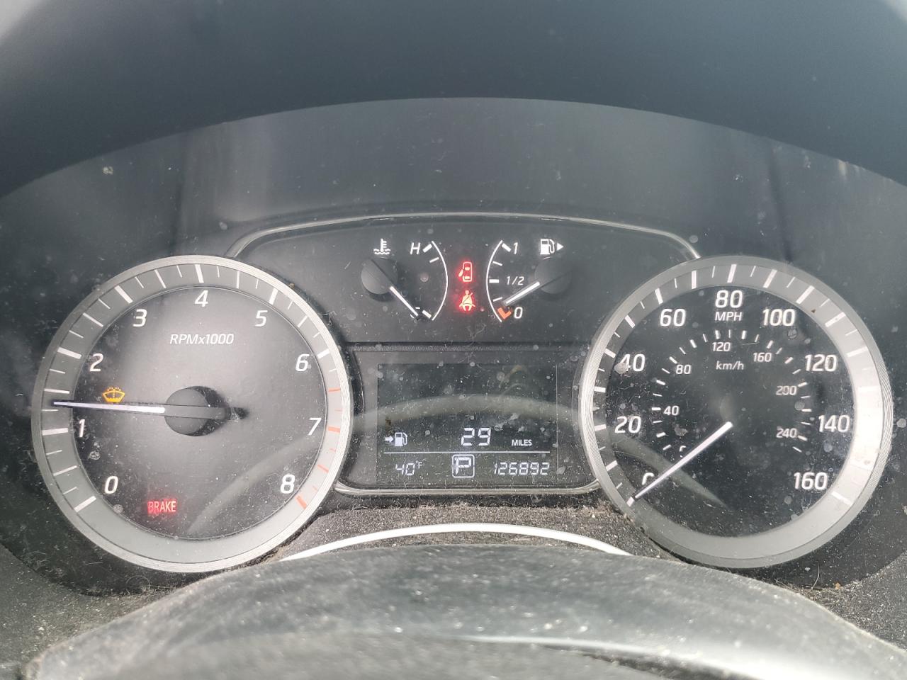 2015 Nissan Sentra S Серебряный vin: 3N1AB7AP0FL695744