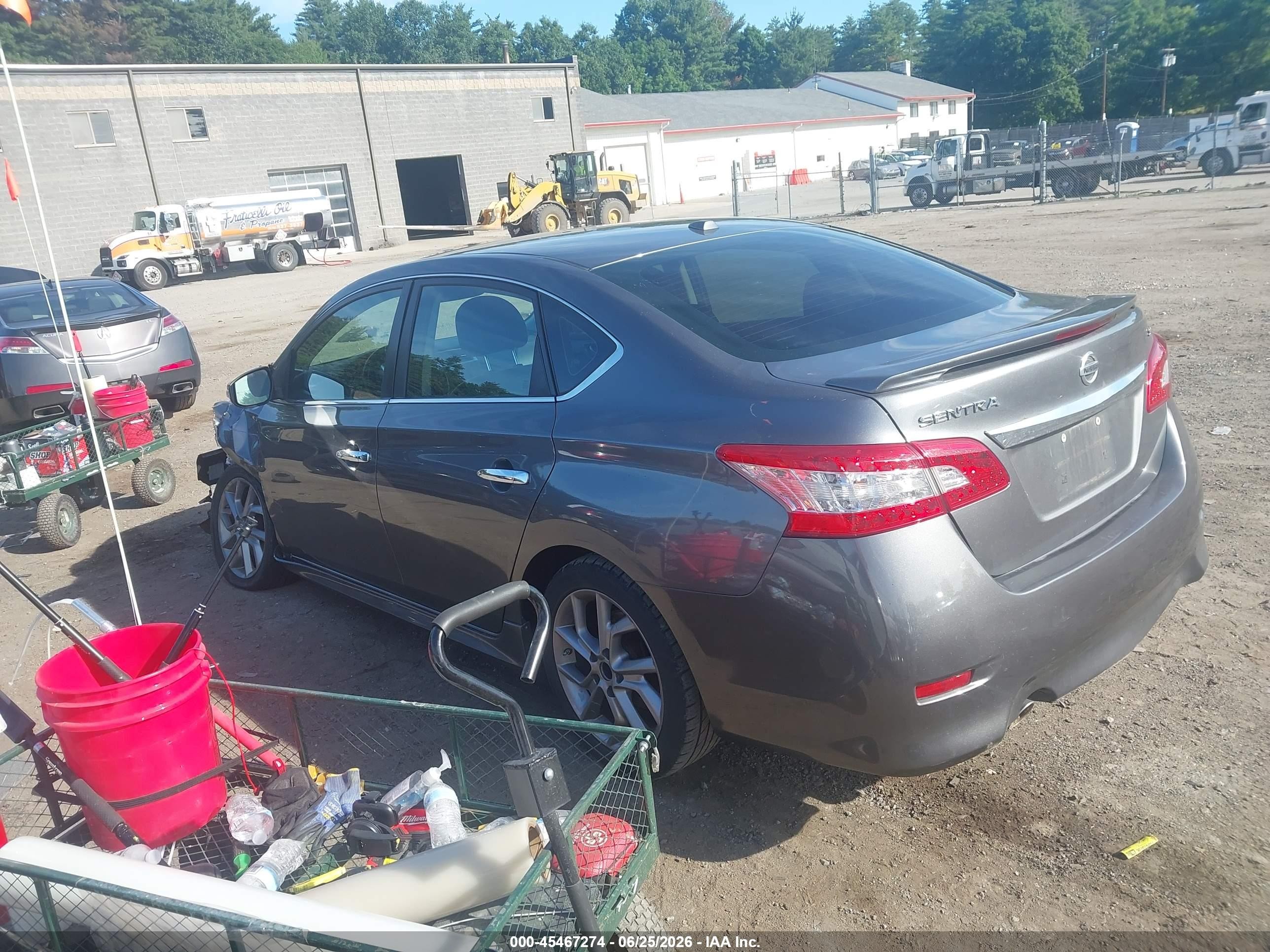 2015 Nissan Sentra Sr Silver vin: 3N1AB7AP0FY238872