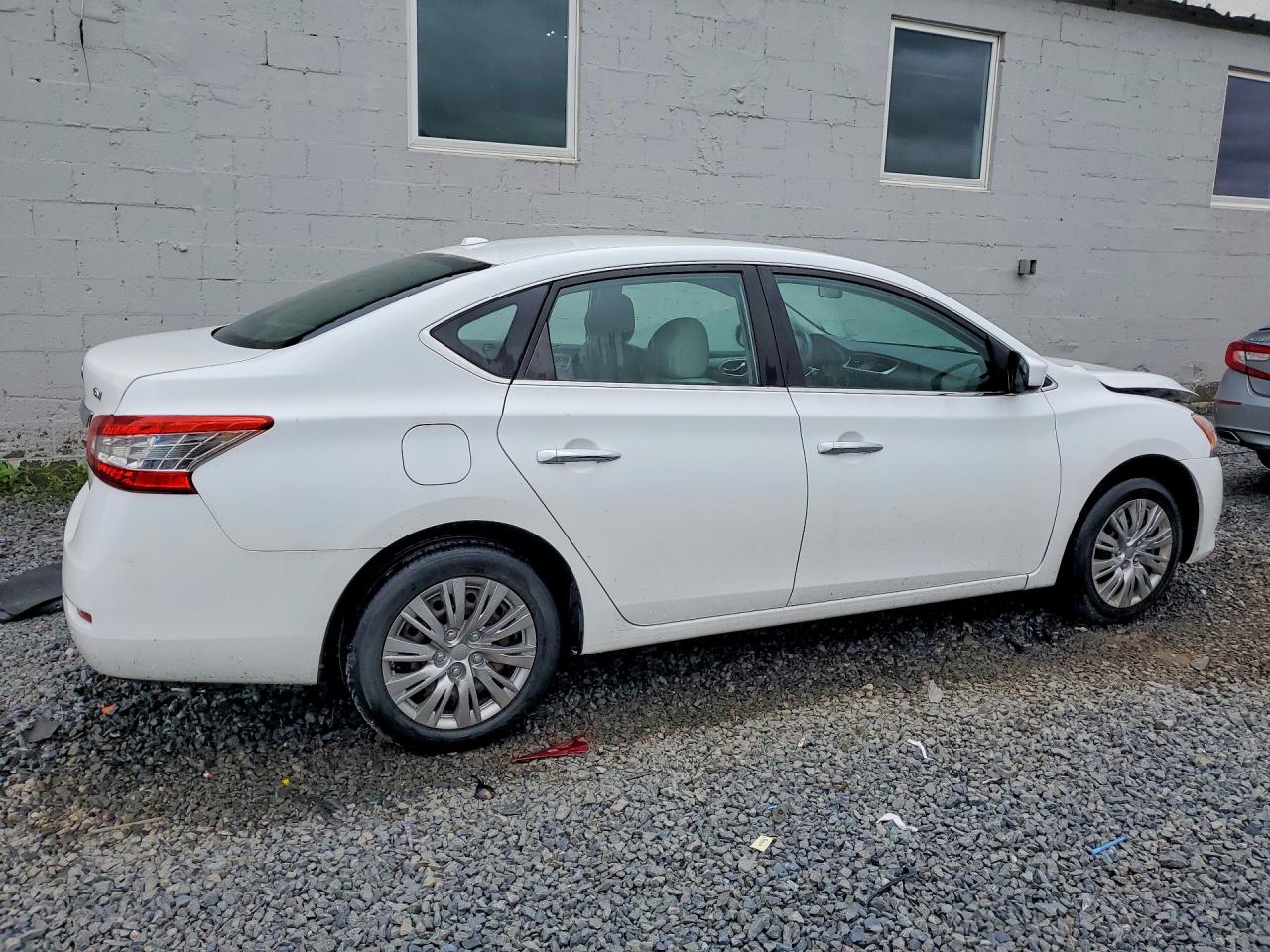 2015 Nissan Sentra Sv Белый vin: 3N1AB7AP0FY264324
