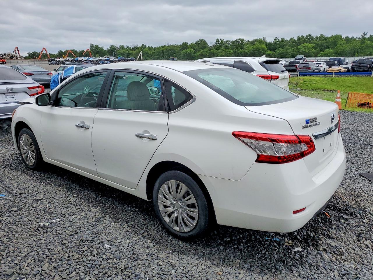 2015 Nissan Sentra Sv Белый vin: 3N1AB7AP0FY264324
