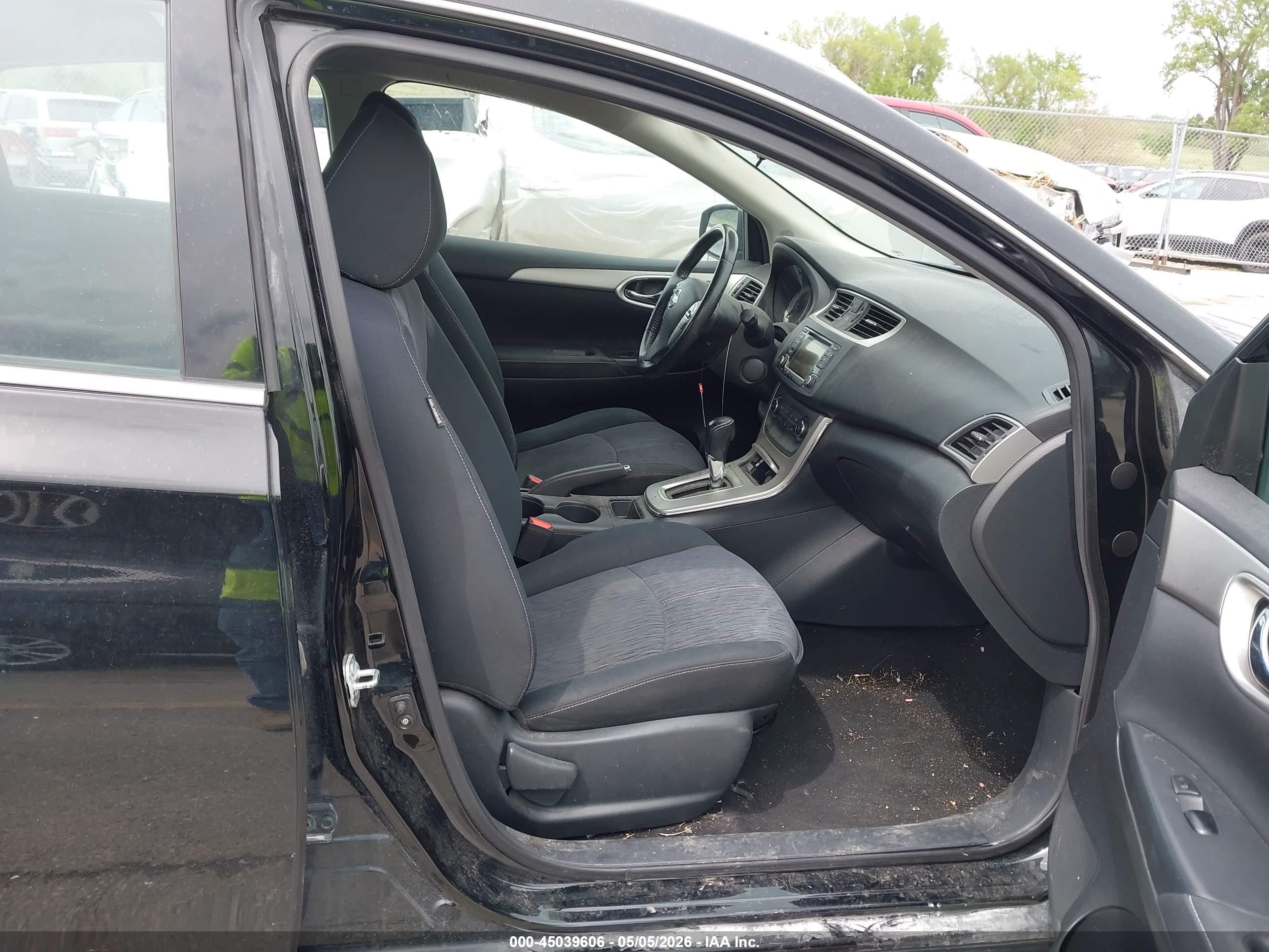2015 Nissan Sentra Sv Черный vin: 3N1AB7AP0FY299428