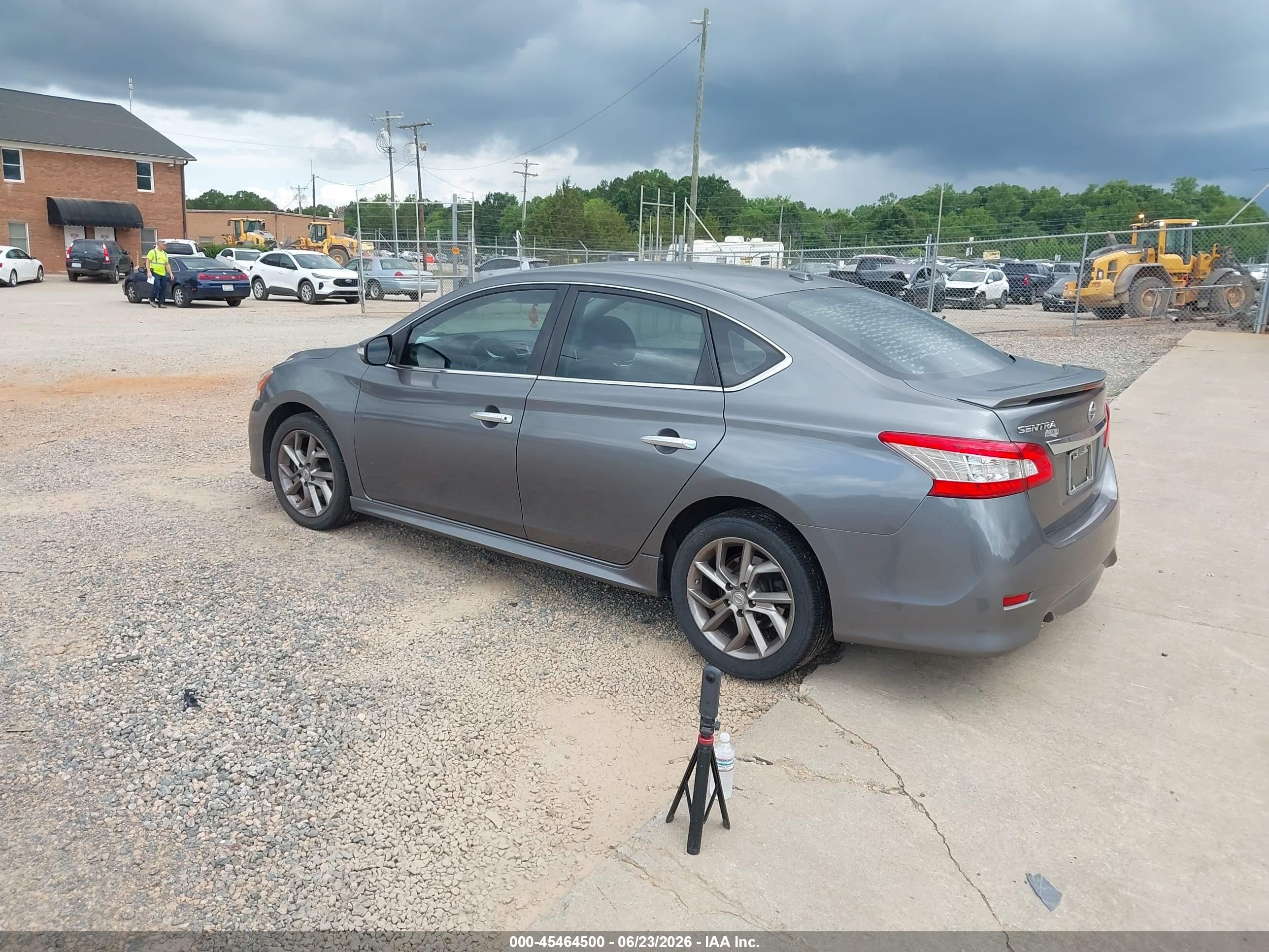 2015 Nissan Sentra Sr Gray vin: 3N1AB7AP0FY303154