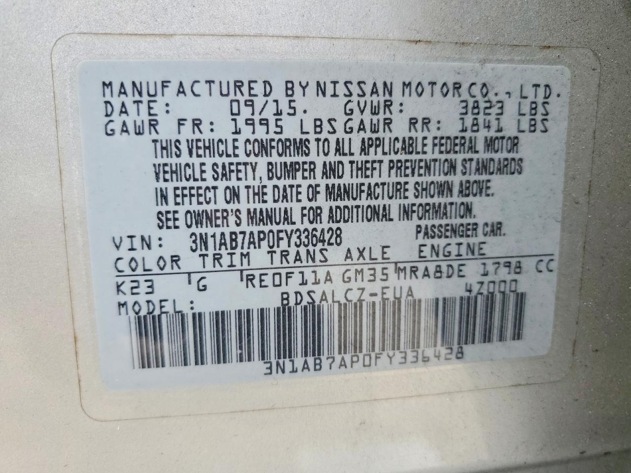 2015 Nissan Sentra S Серебряный vin: 3N1AB7AP0FY336428
