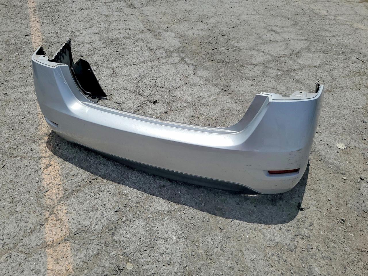 2015 Nissan Sentra Sv Silver vin: 3N1AB7AP0FY340415