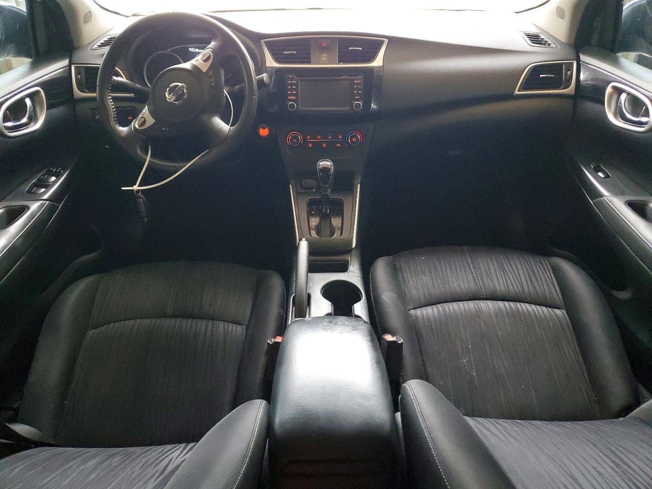 2017 Nissan Sentra Sv Silver vin: 3N1AB7AP0HY288545