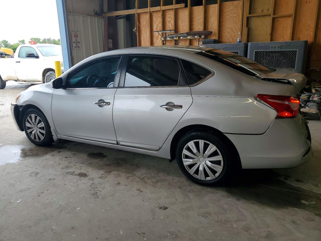 2017 Nissan Sentra Sv Silver vin: 3N1AB7AP0HY288545