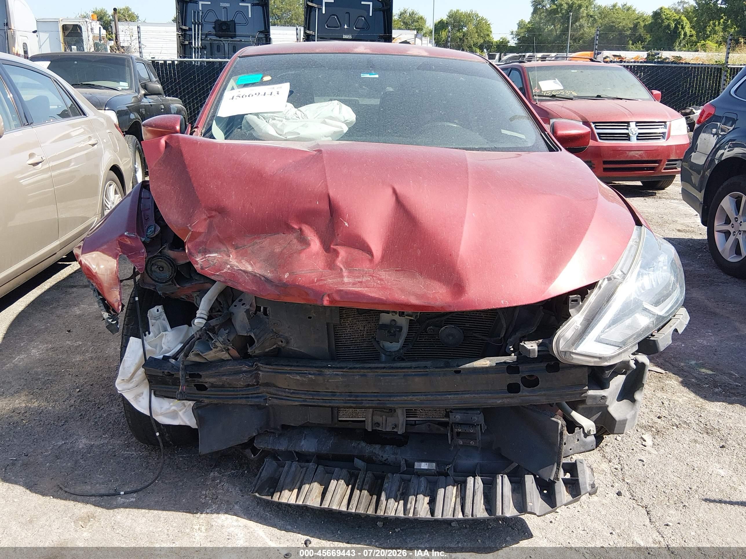2018 Nissan Sentra Sv Burgundy vin: 3N1AB7AP0JY204875