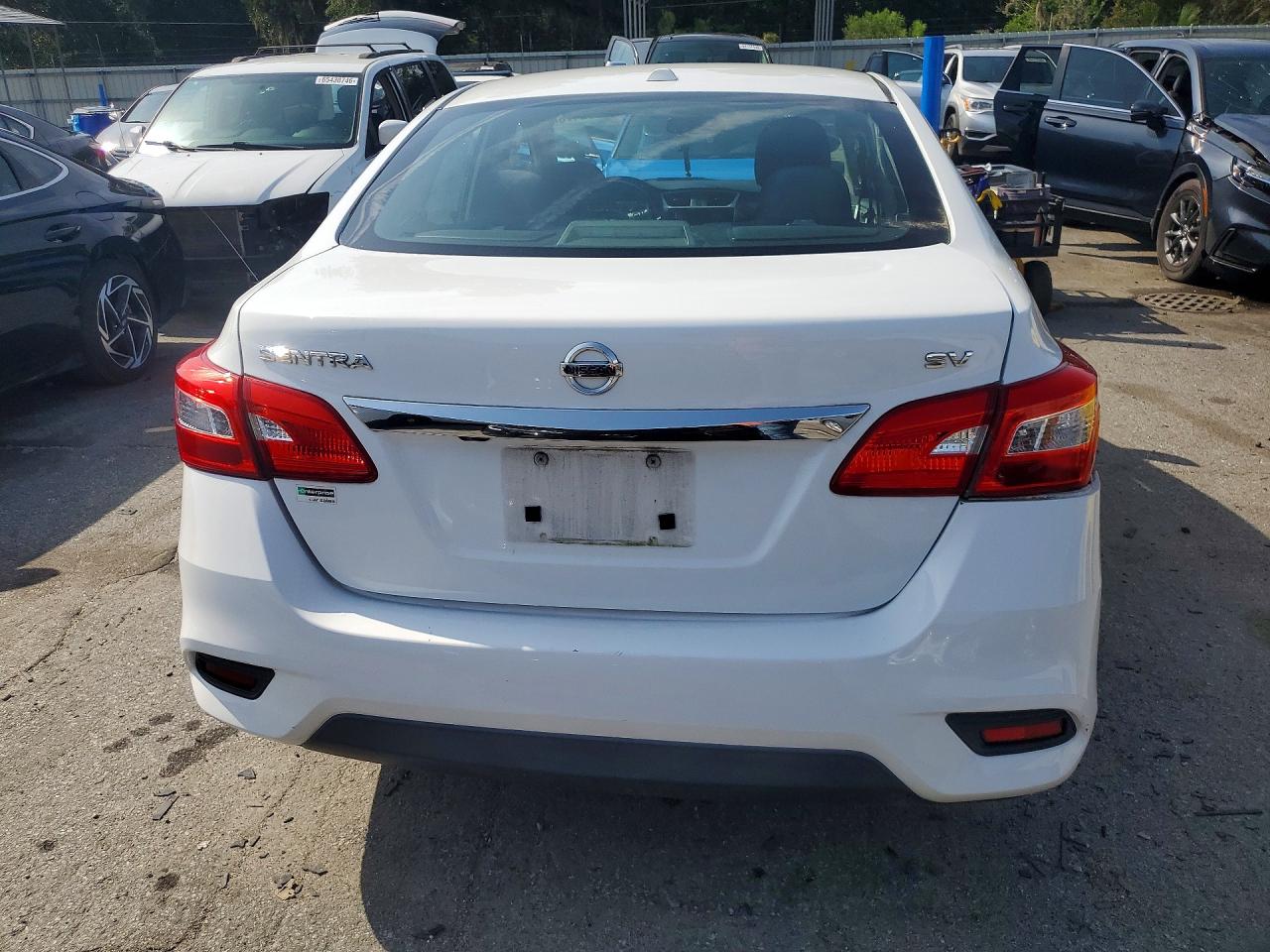 2018 Nissan Sentra Sv White vin: 3N1AB7AP0JY245734