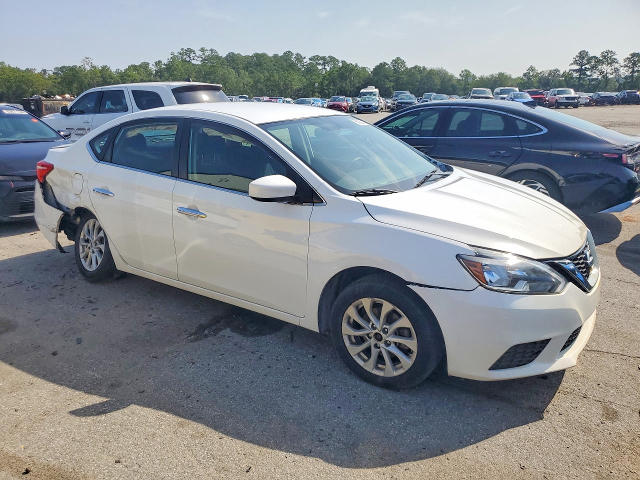 2018 Nissan Sentra Sv White vin: 3N1AB7AP0JY245734