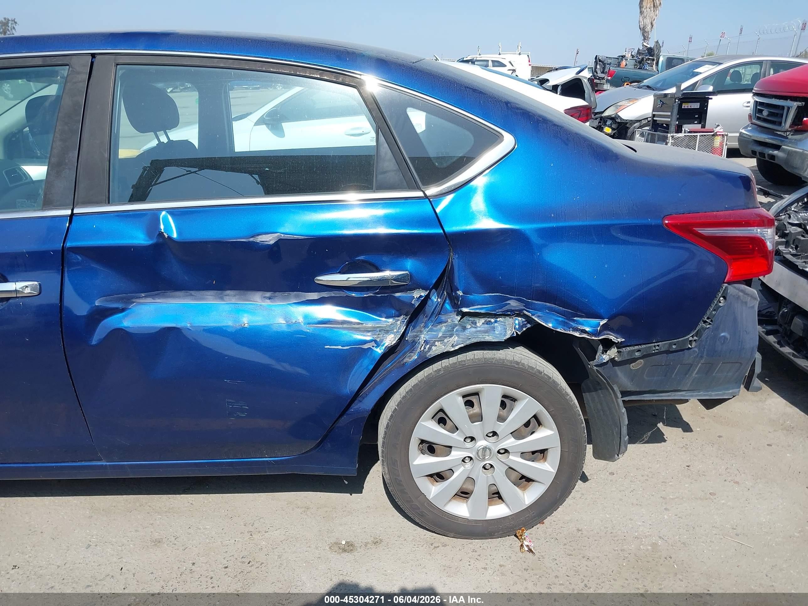 2018 Nissan Sentra S Blue vin: 3N1AB7AP0JY272092